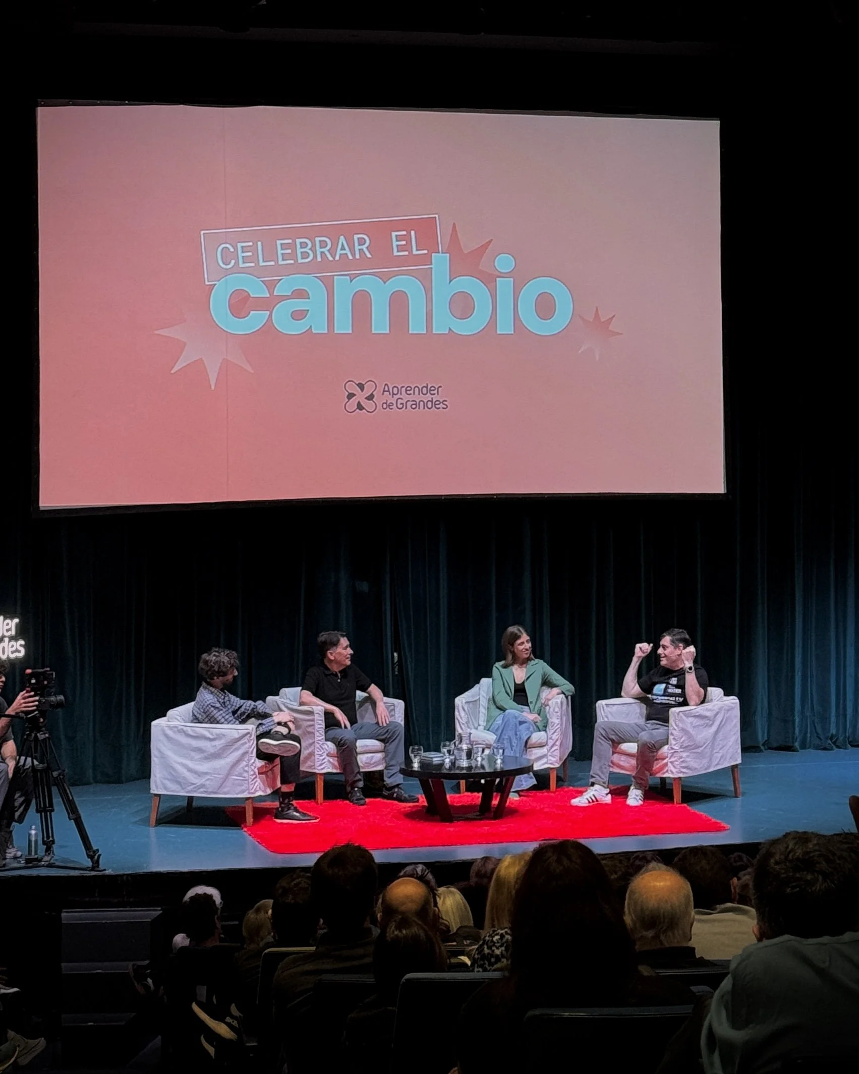 #225 Celebrar el cambio con Teo López Puccio, María Migliore y Santi Bilinkis
