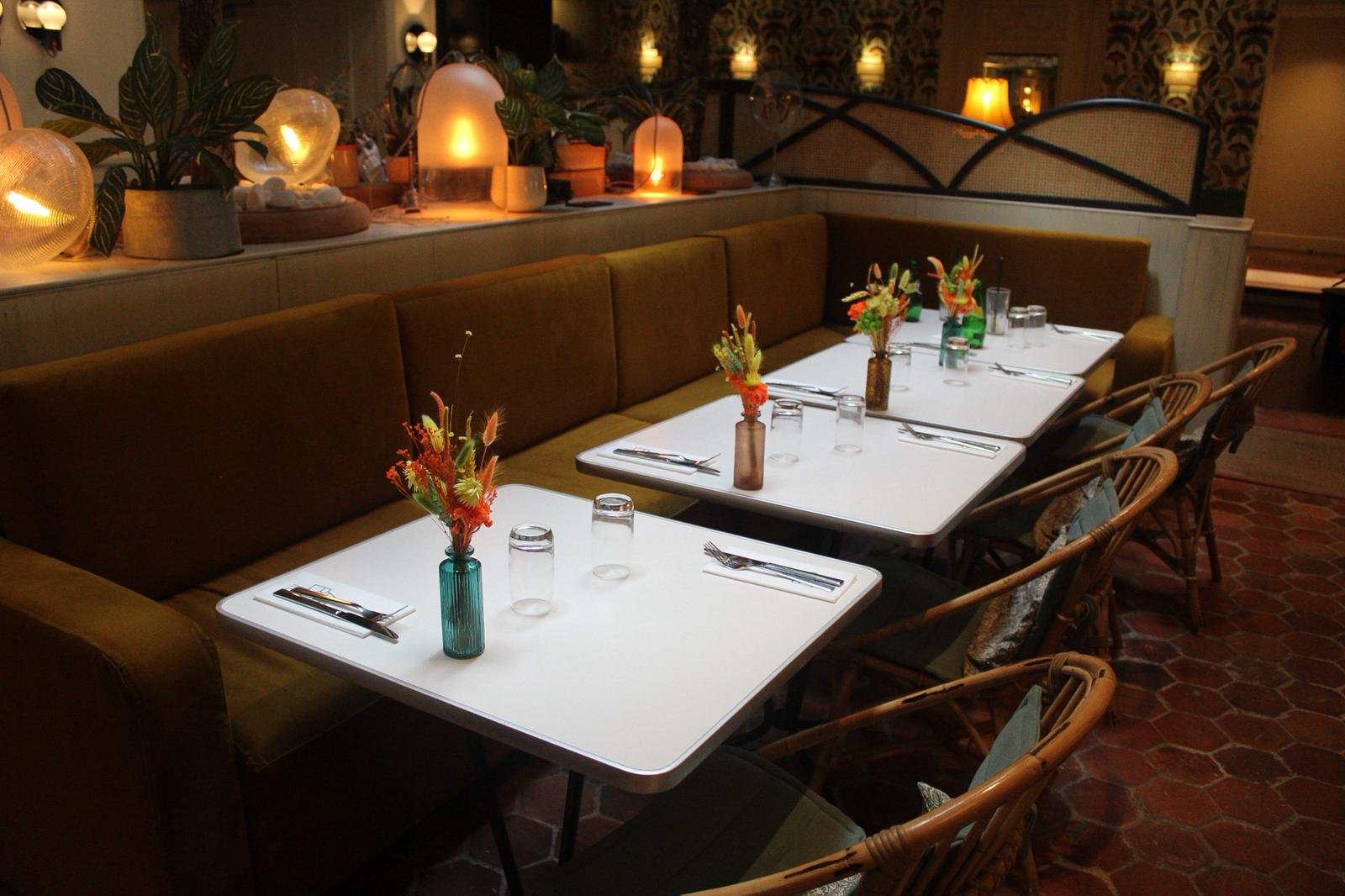 Arbore restaurant2.jpeg