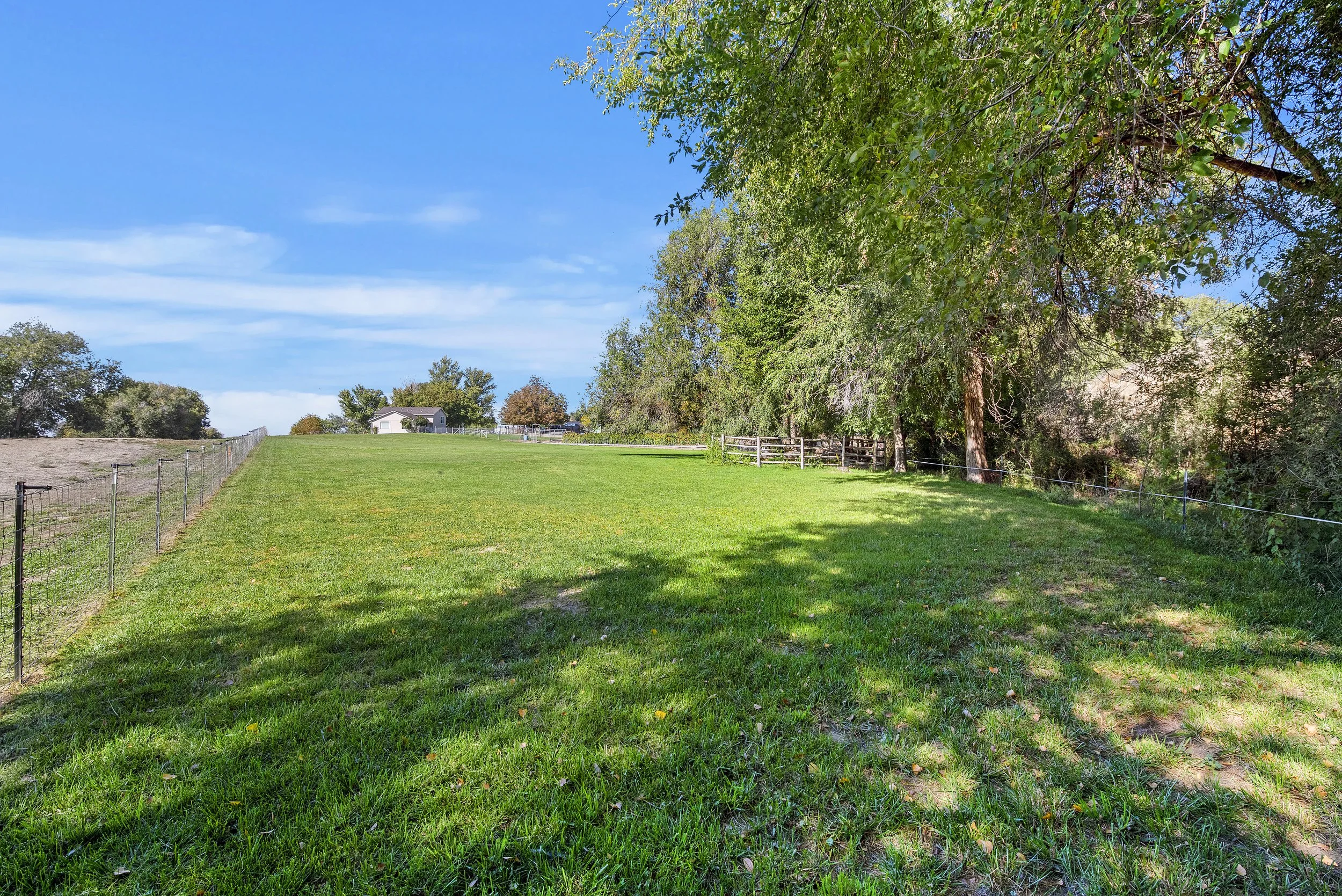 7-15750 Park View Dr_007.jpg