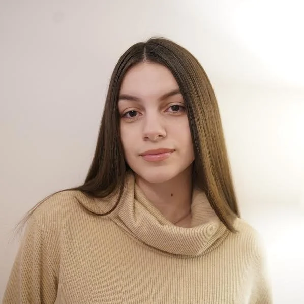 Jules Terpak headshot