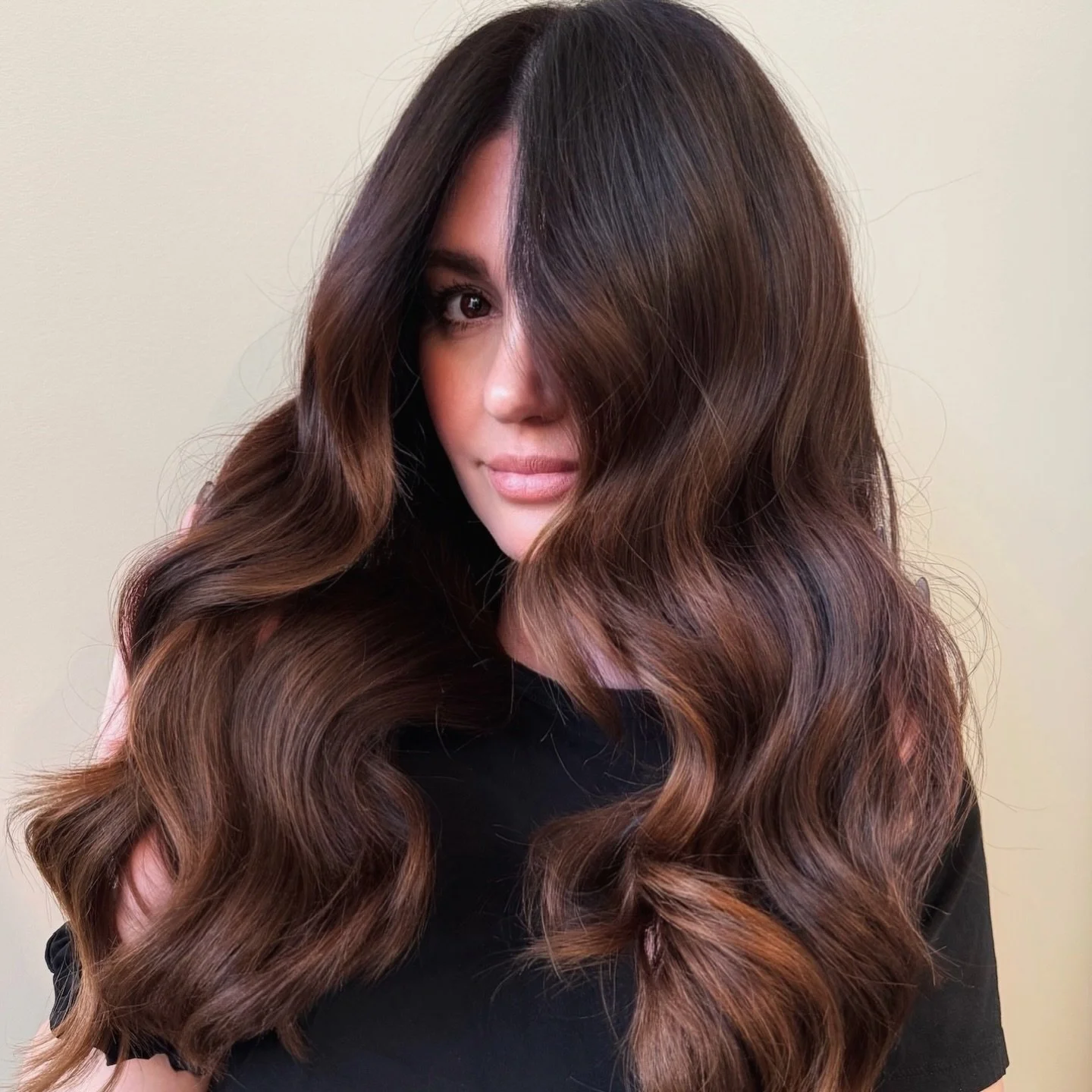 Lived in brunette by @color.by.asher 
Call 303-928-9805 to schedule 
www.islasalon.com
1140 Bannock St. Denver, Colorado 

Denver Colorado Salon hairstylist Denver Handtied Hair extensions lived in blonde brunette balayage haircut 

#denversalon #den