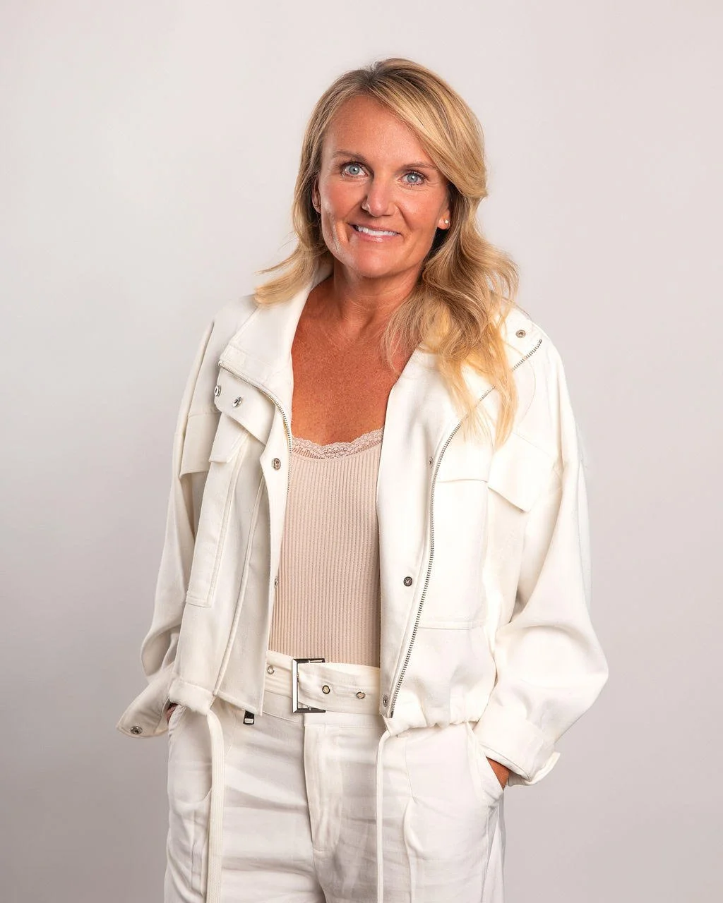 hair stylist Lisa best hair salon denver