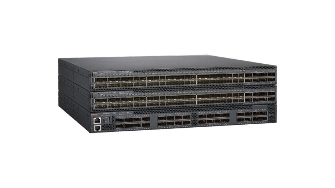 Lightwire-Systems-Network-Hardware-Ruckus-Switch-ICX7850-stacked-1140x760.jpg