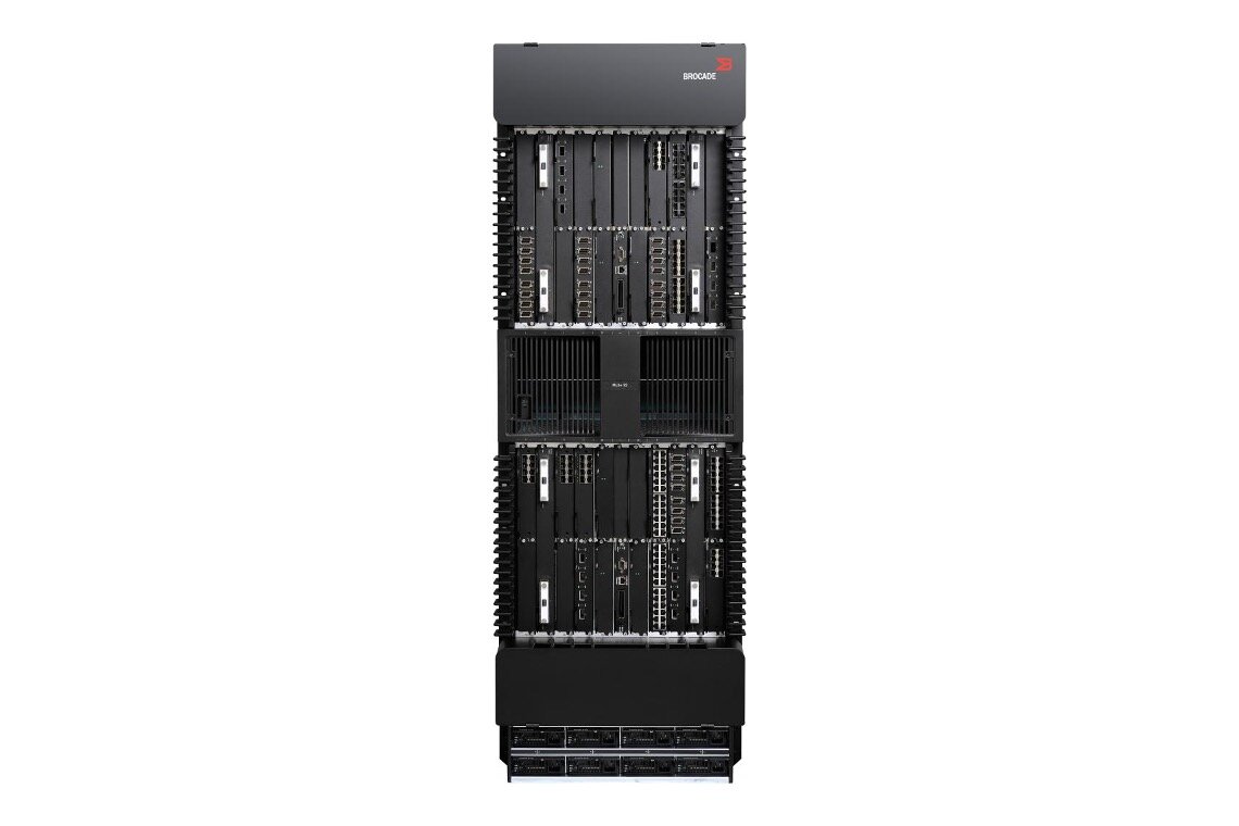 Lightwire-Systems-Network-Hardware-Brocade-Router-MLXe-32-front-1140x760.jpg