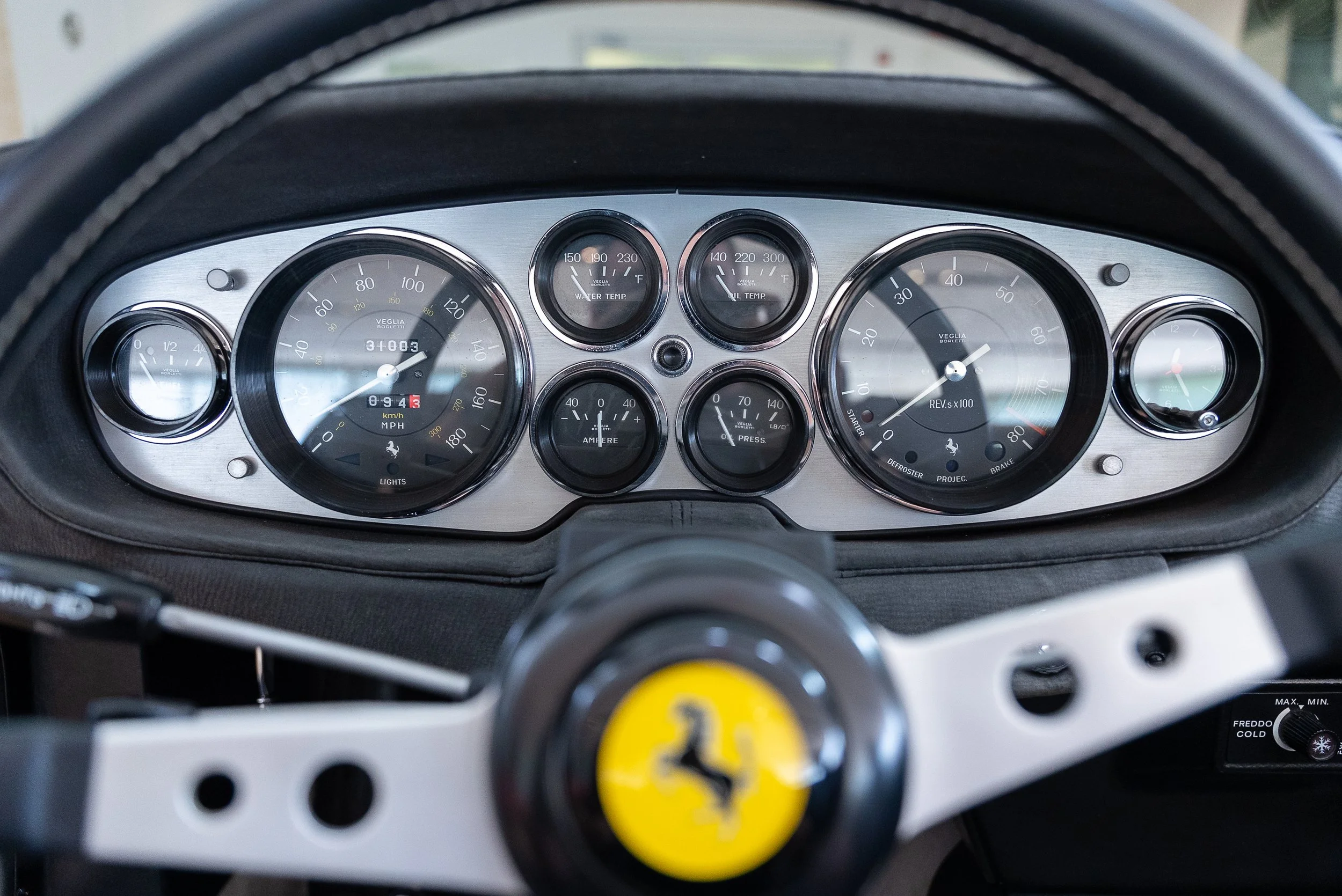 Ferrari Daytona Spider-140.jpg