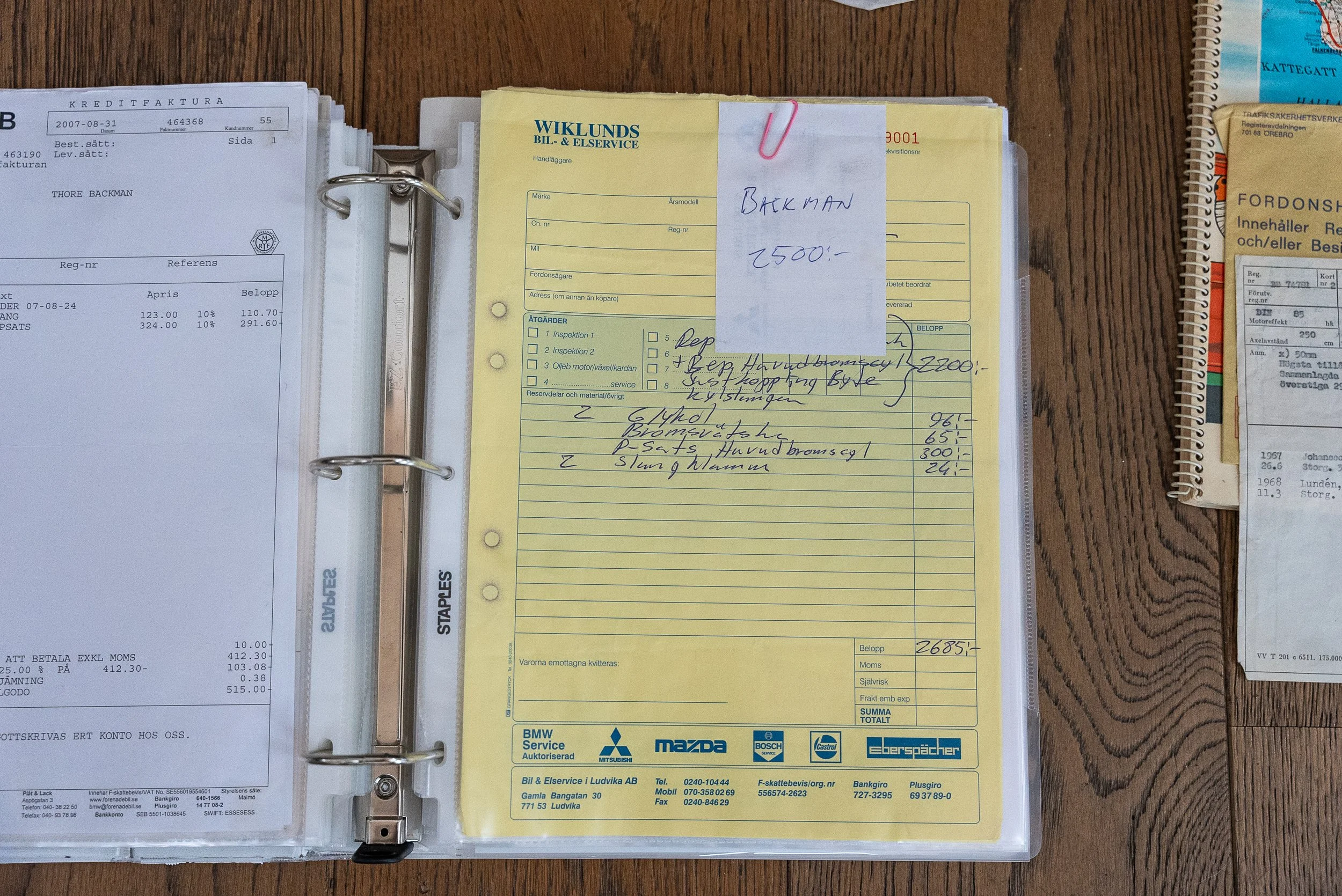 1966 BMW 1600 Books-7.jpg