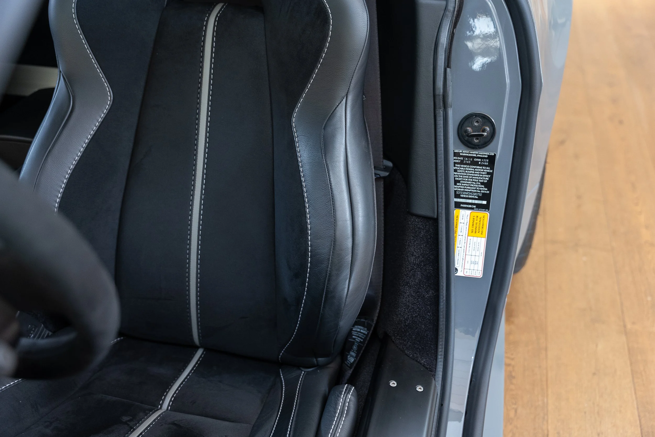 2017 AM V12 Vantage S-107.jpg