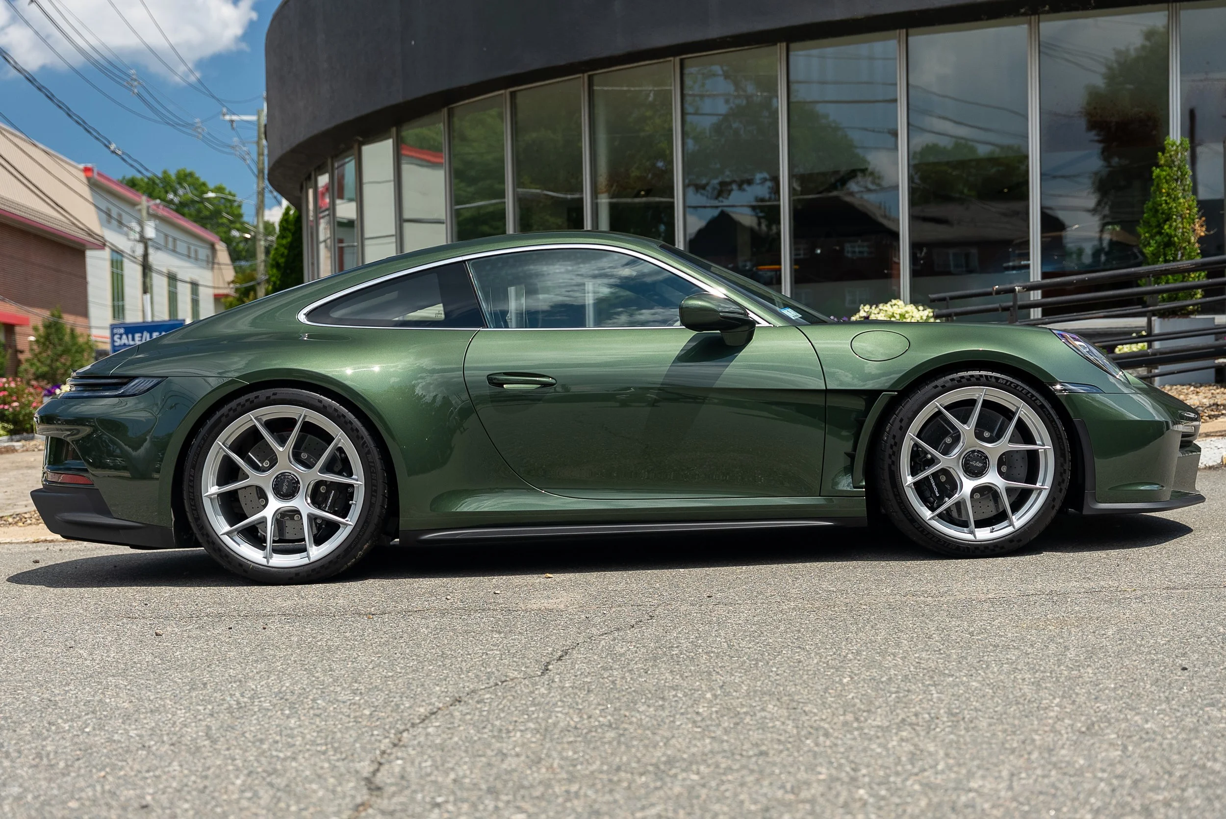911 ST-34.jpg