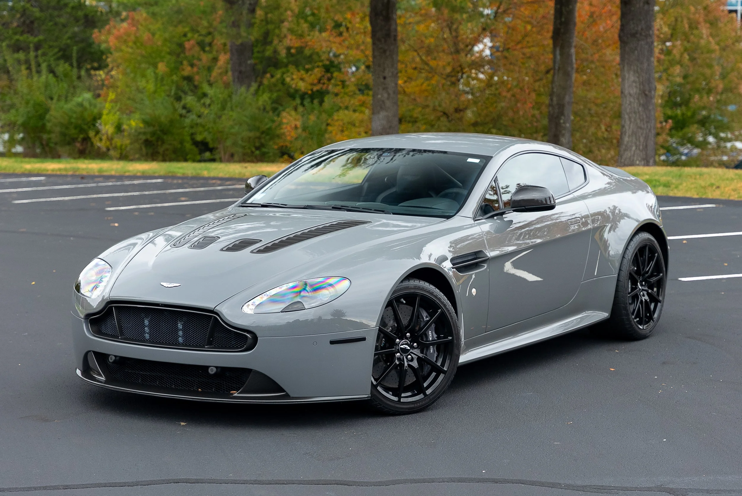 2017 AM V12 Vantage S-7.jpg