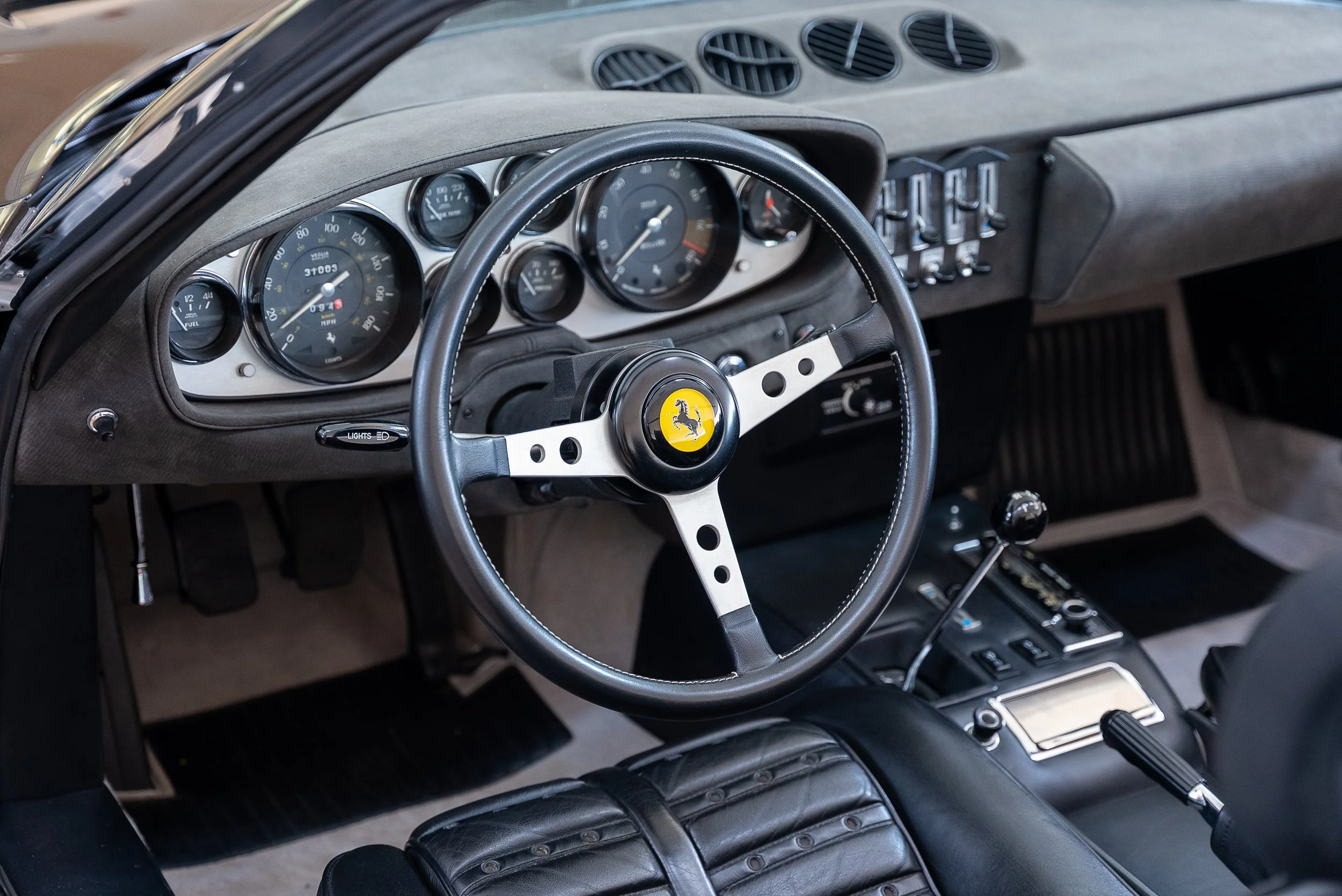 Ferrari Daytona Spider-133.jpg