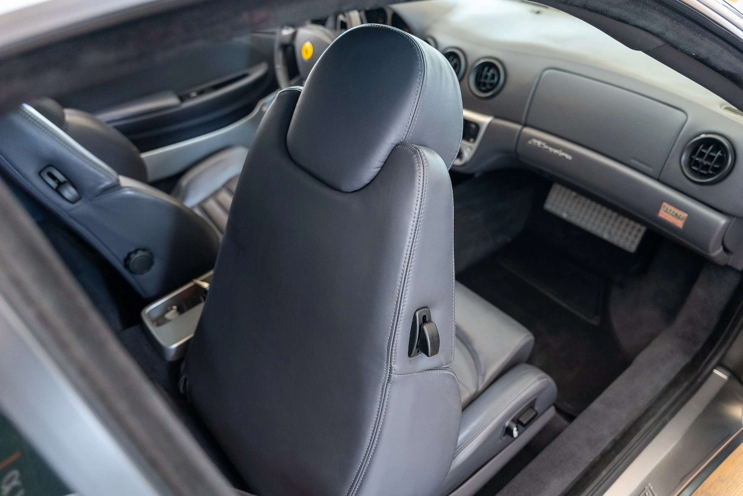 2004 Ferrari 360 Modena Silver-122.jpg
