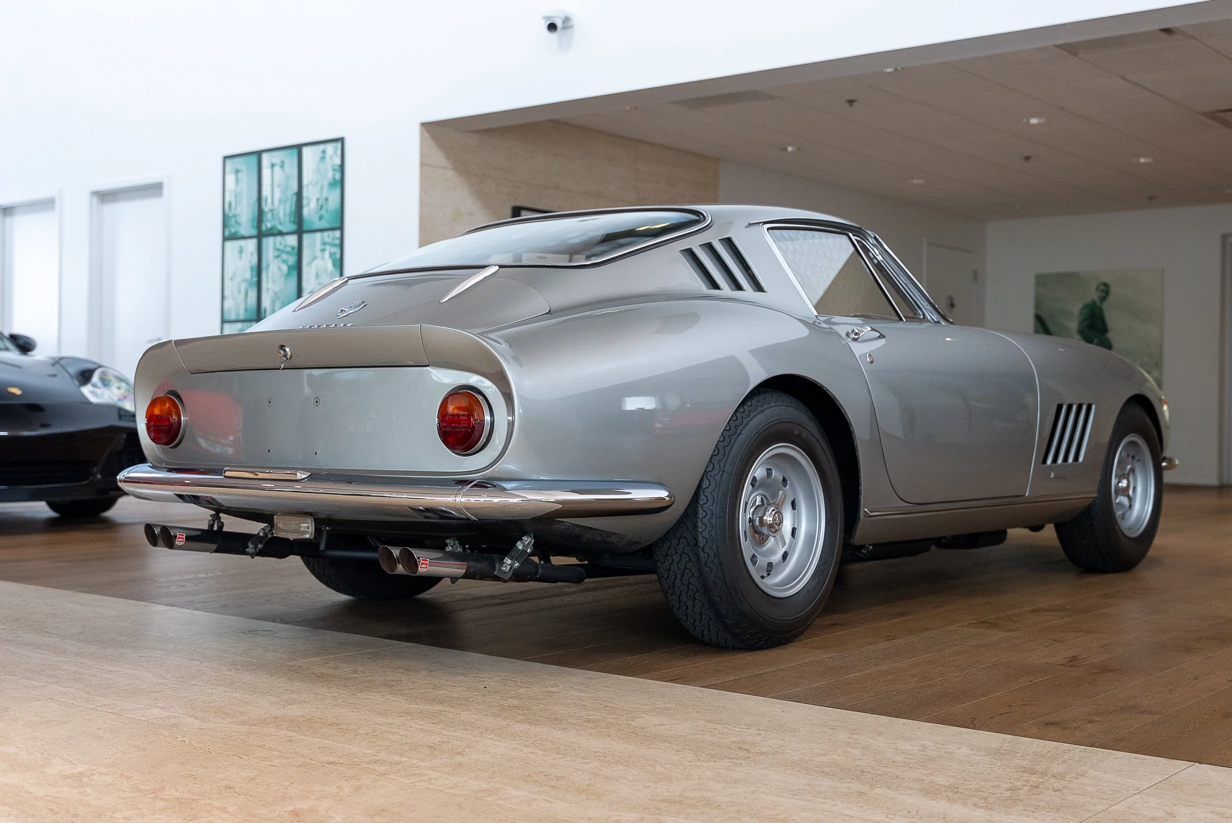 Ferrari 275-13.jpg