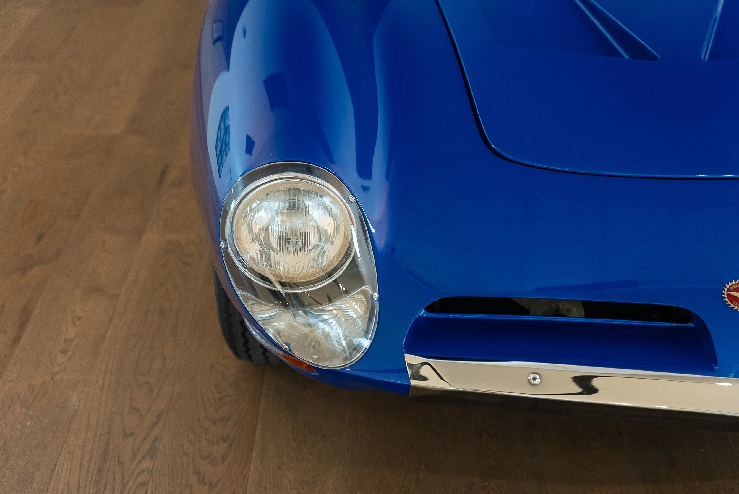 Bizzarrini GT America Indoors-19.jpg