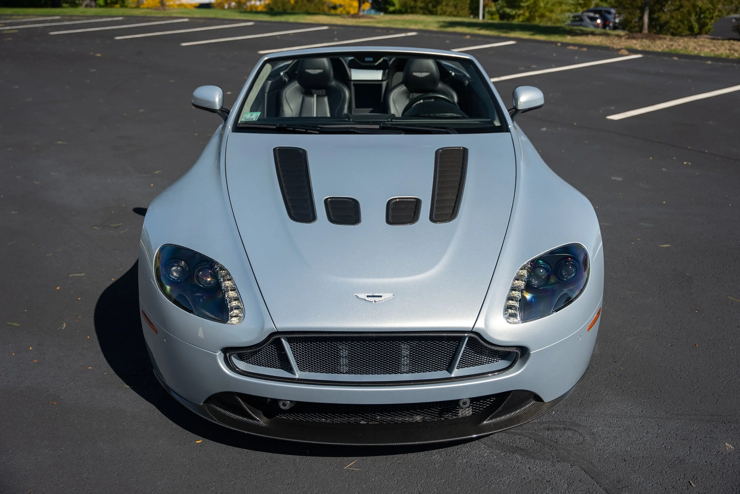 AM V12VS Color-28.jpg
