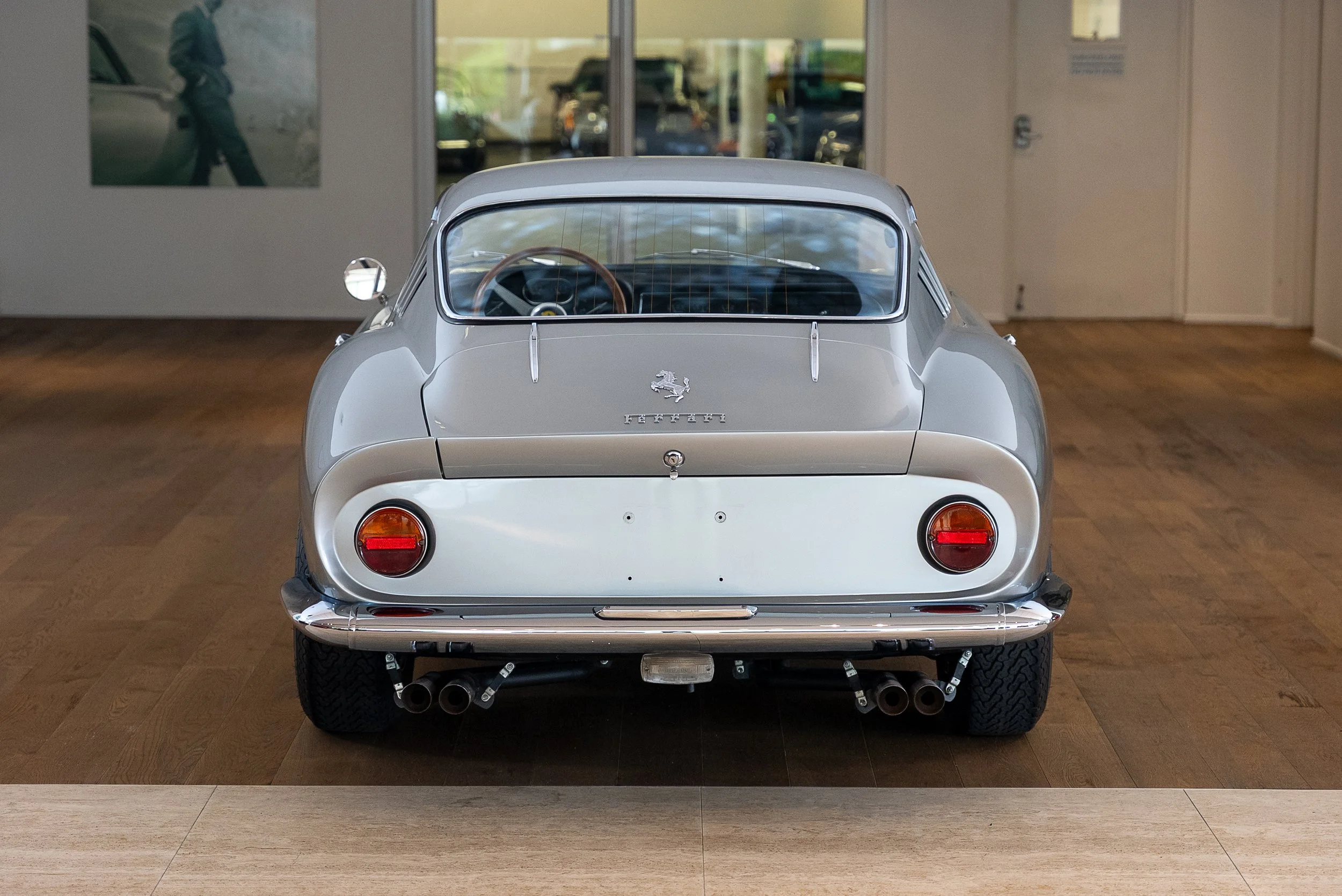 Ferrari 275-12.jpg