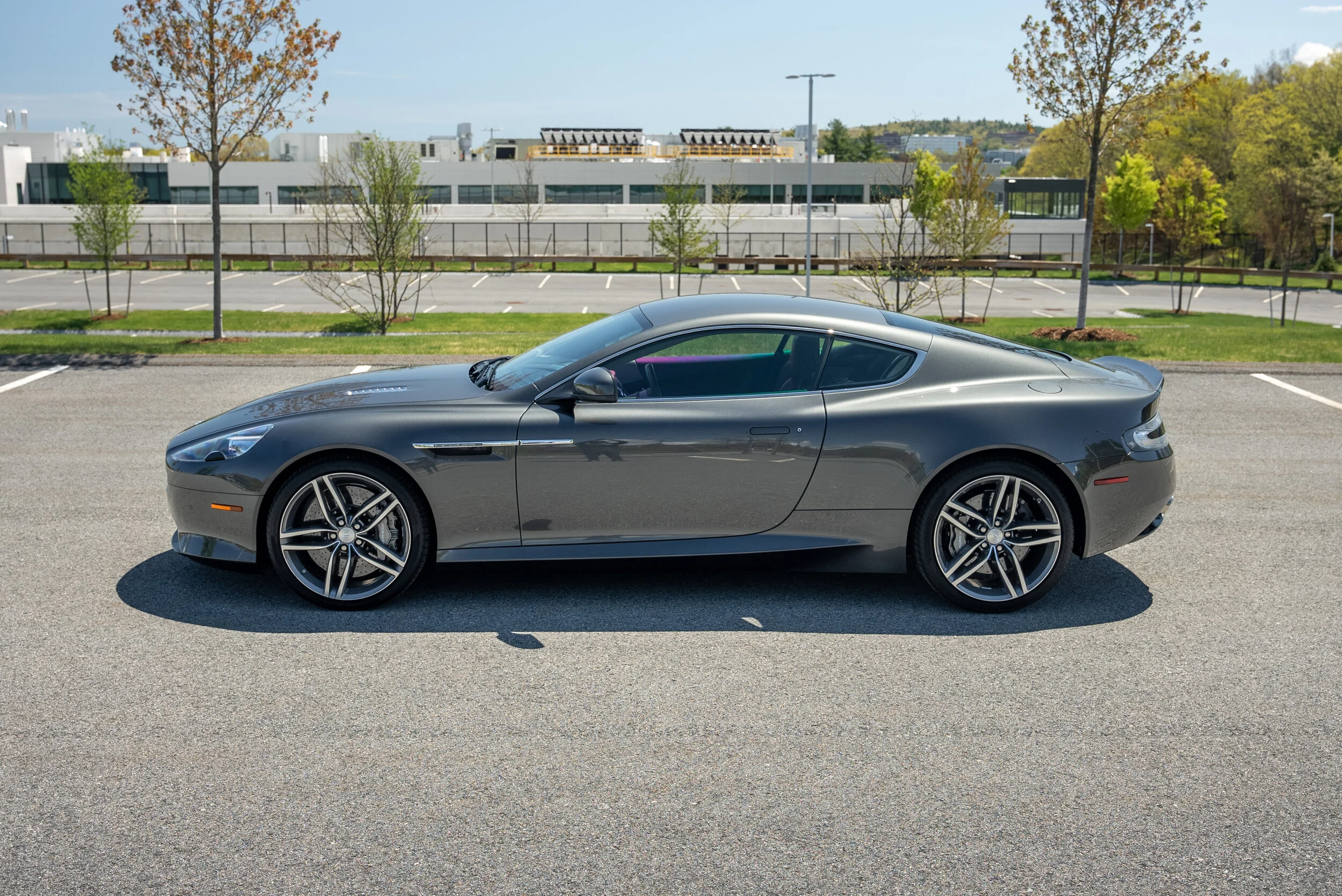 2014 DB9-6.jpg