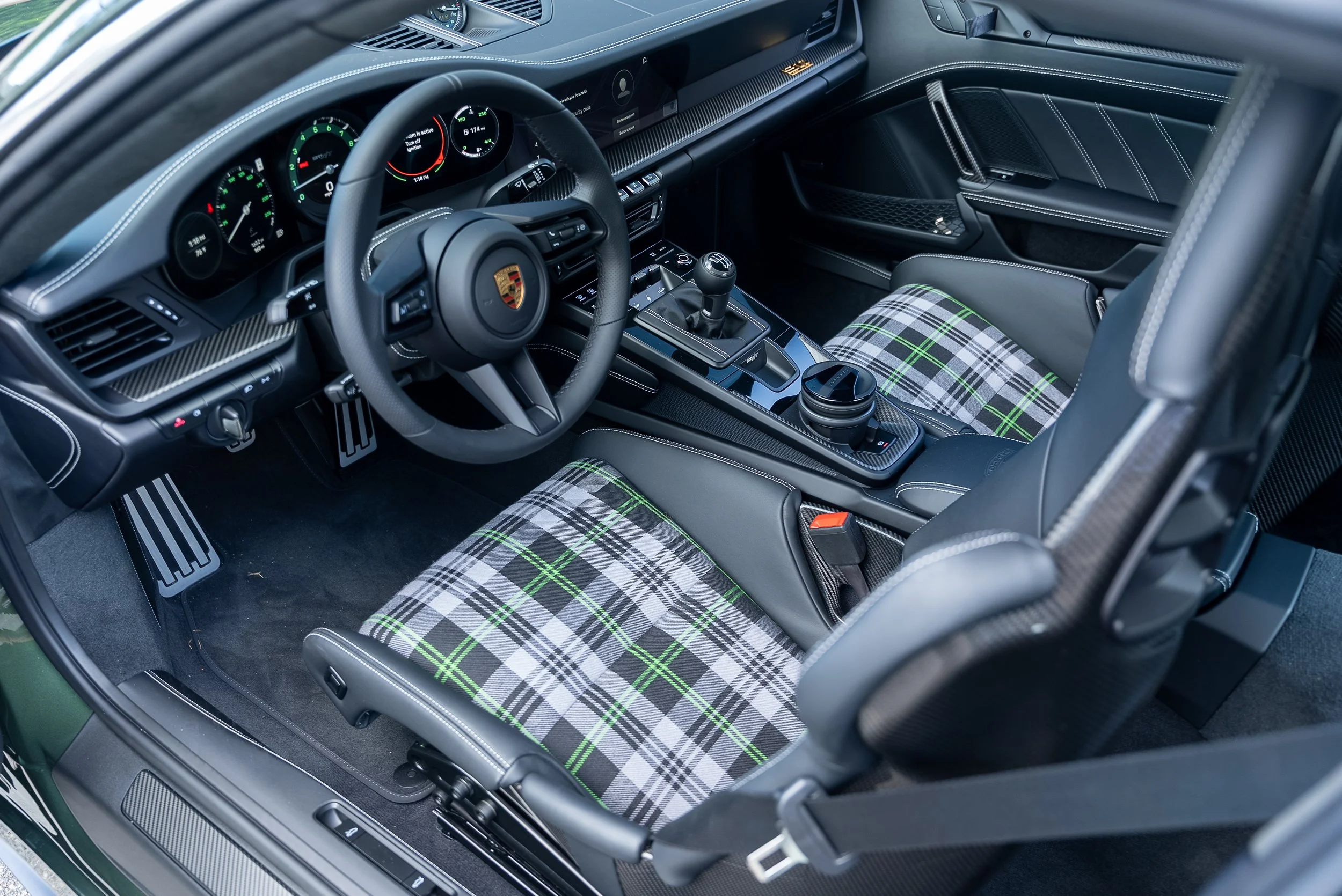 911 ST-108.jpg