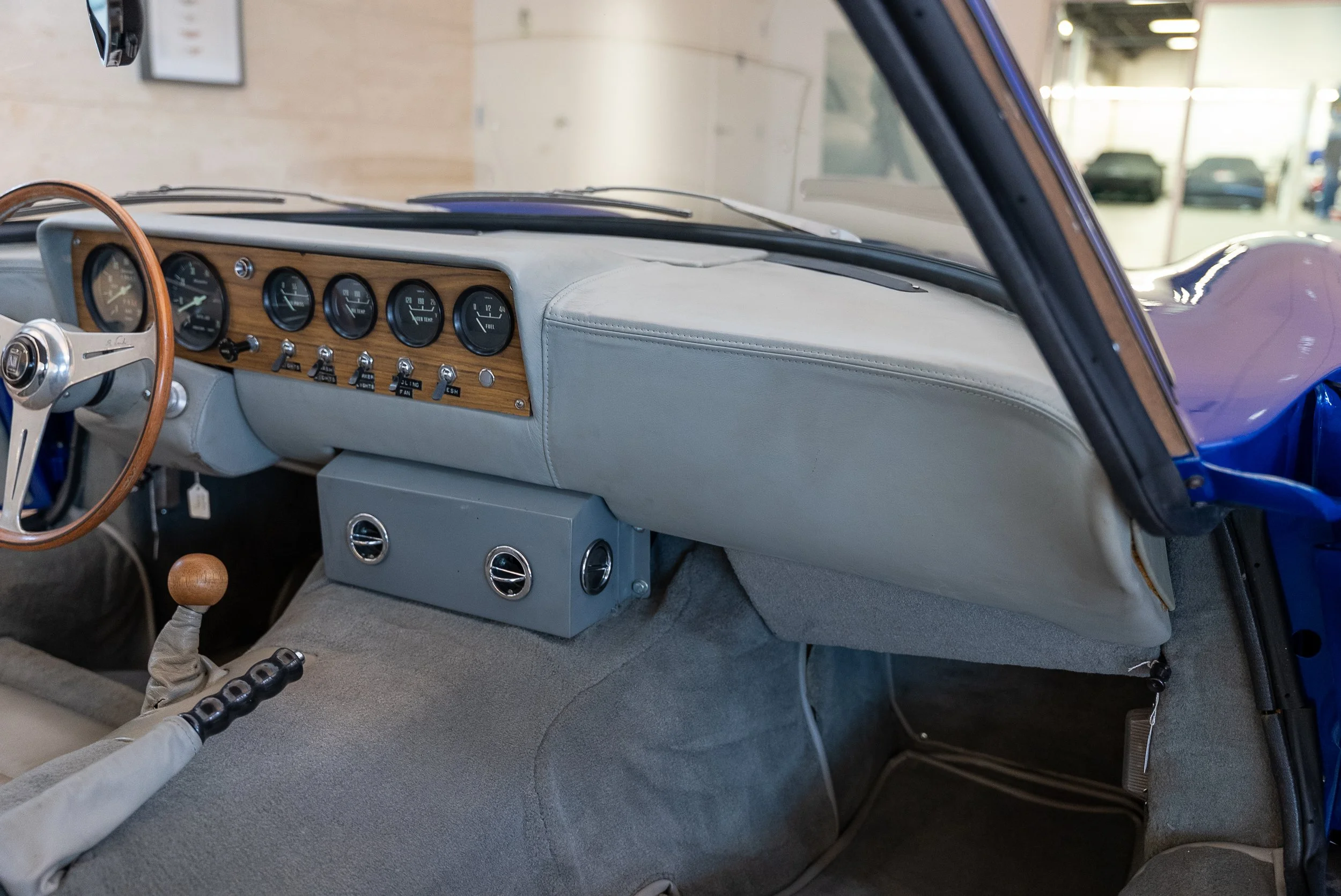 Bizzarrini GT America Indoors-101.jpg
