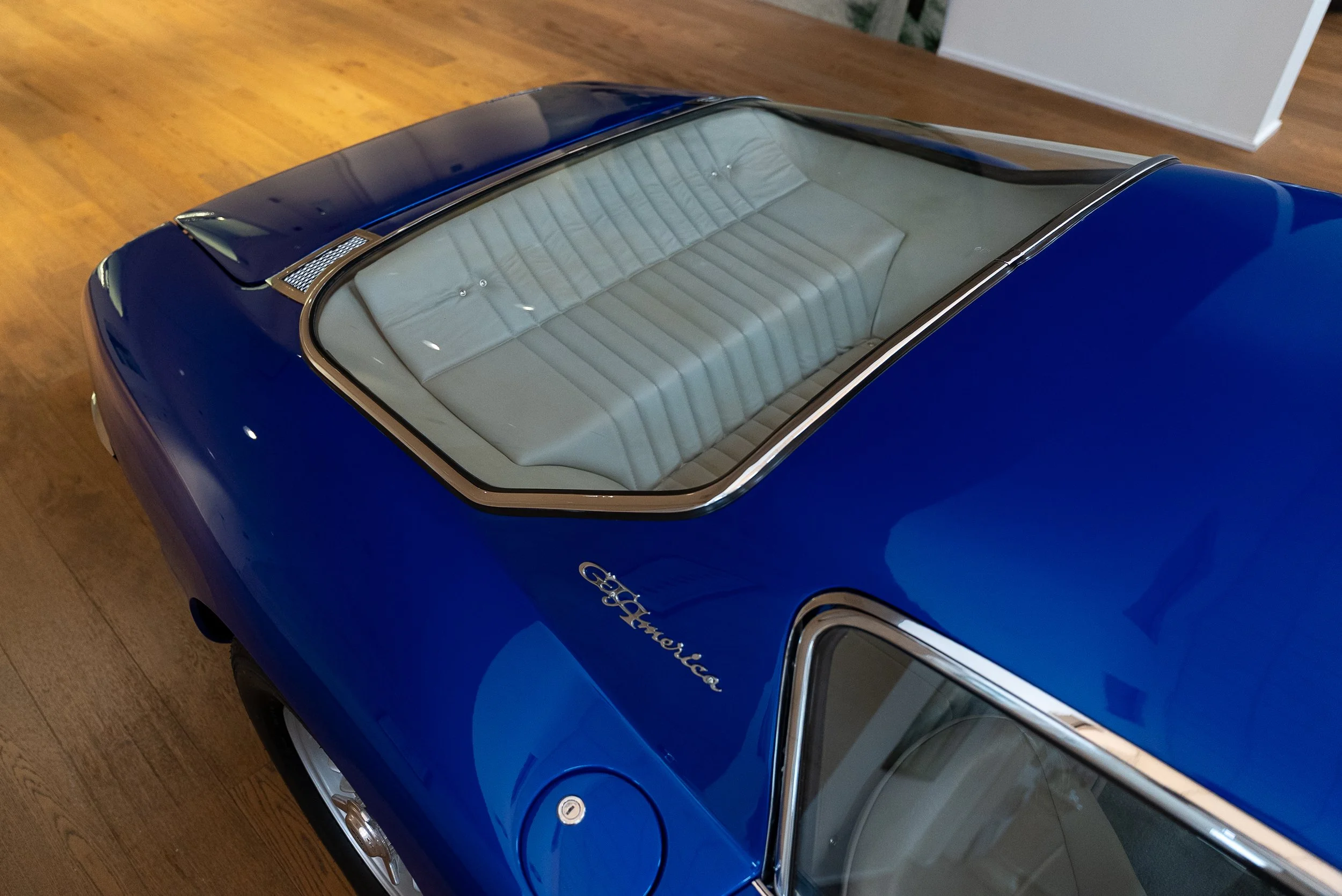 Bizzarrini GT America Indoors-56.jpg