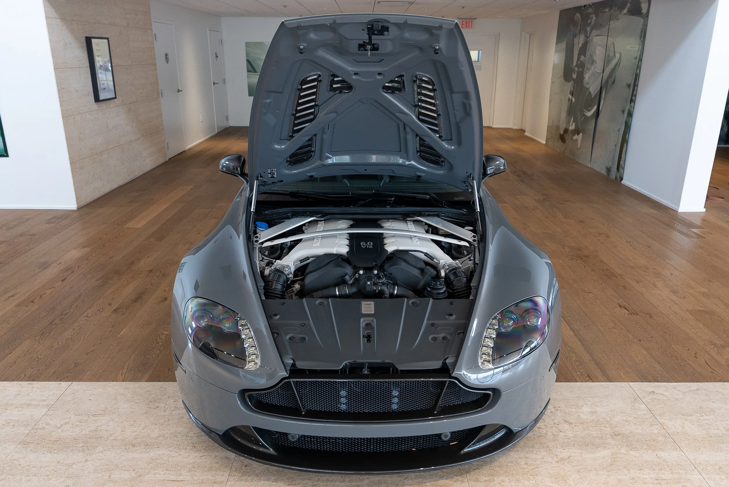 2017 AM V12 Vantage S-163.jpg