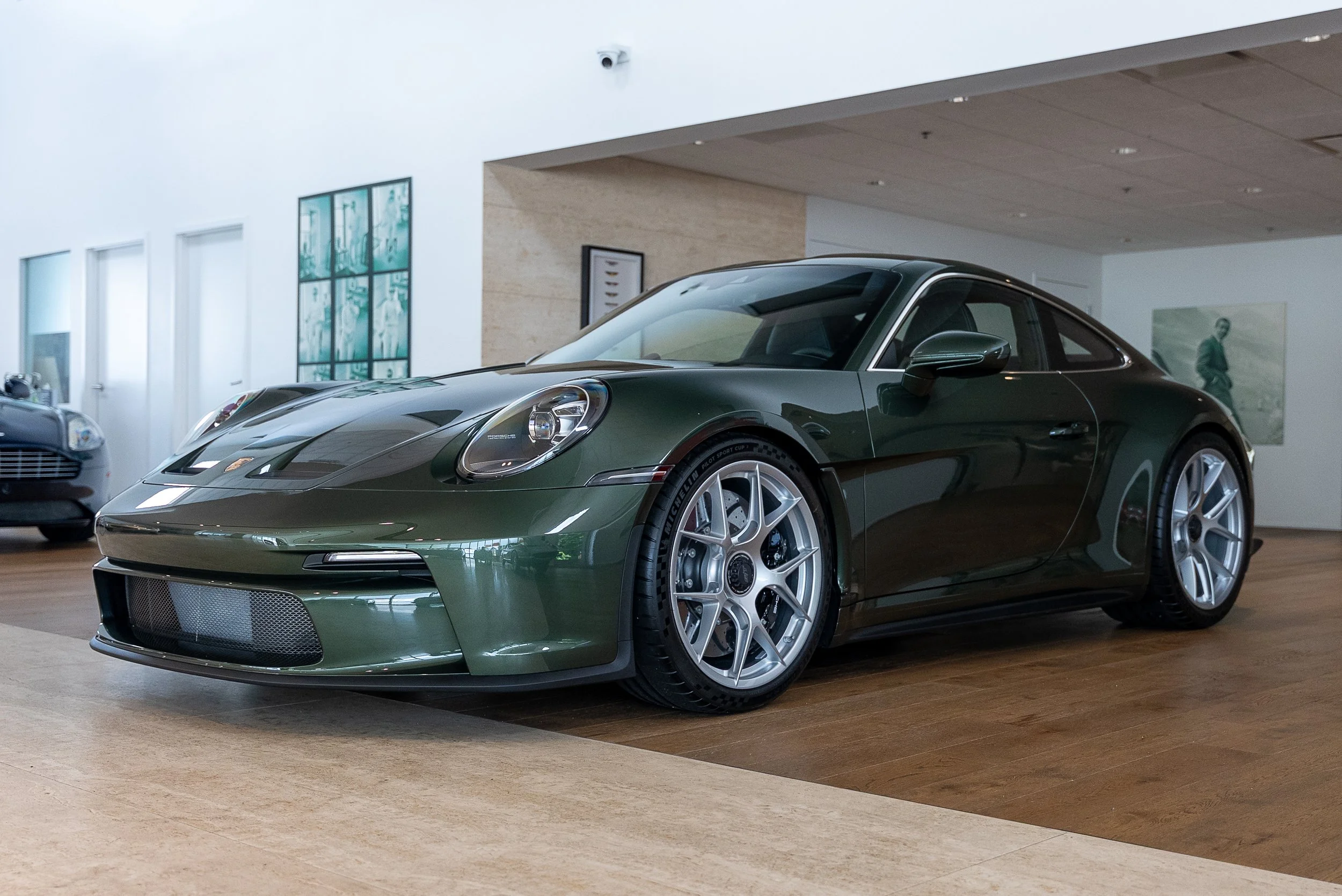911 ST-3.jpg