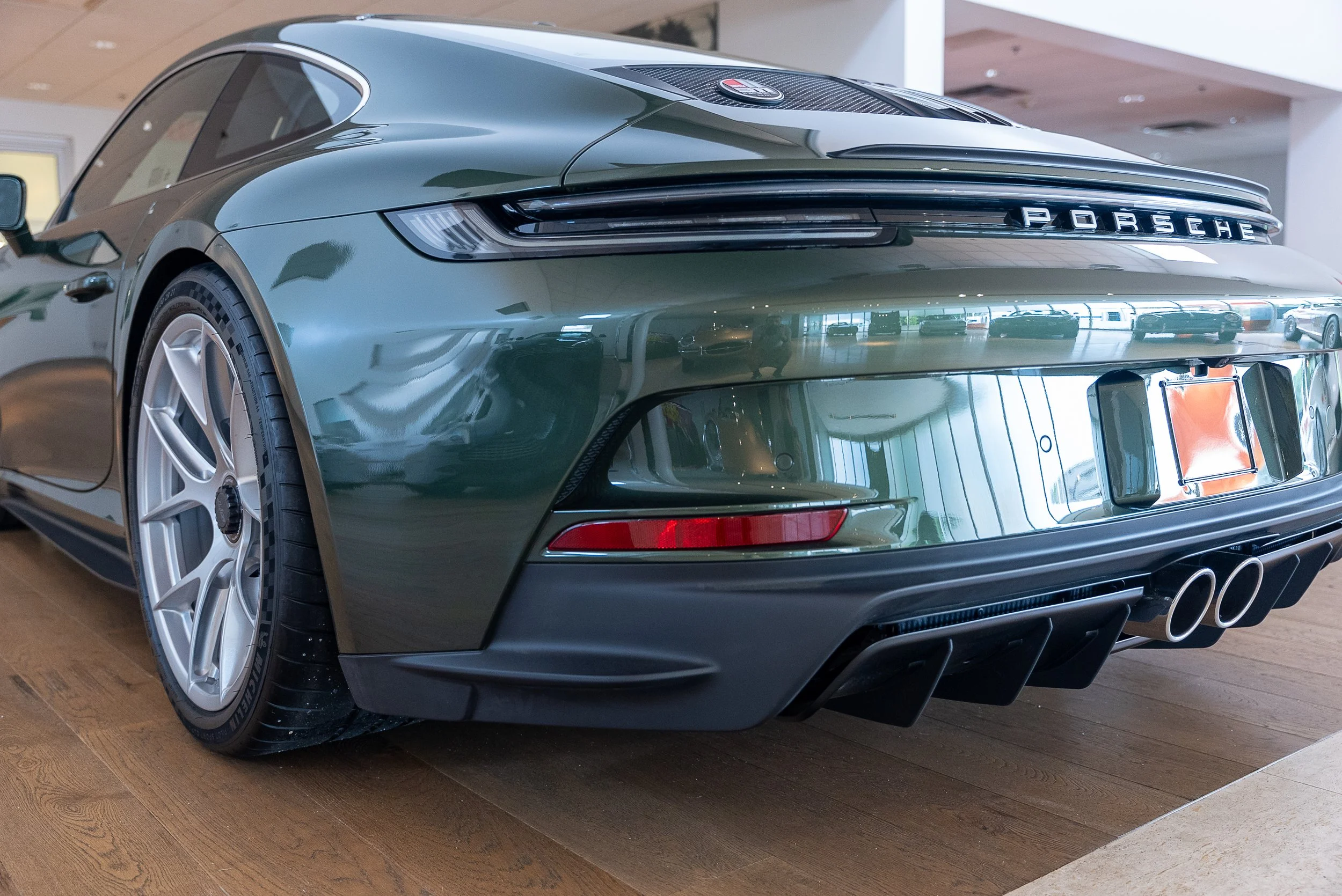 911 ST-50.jpg