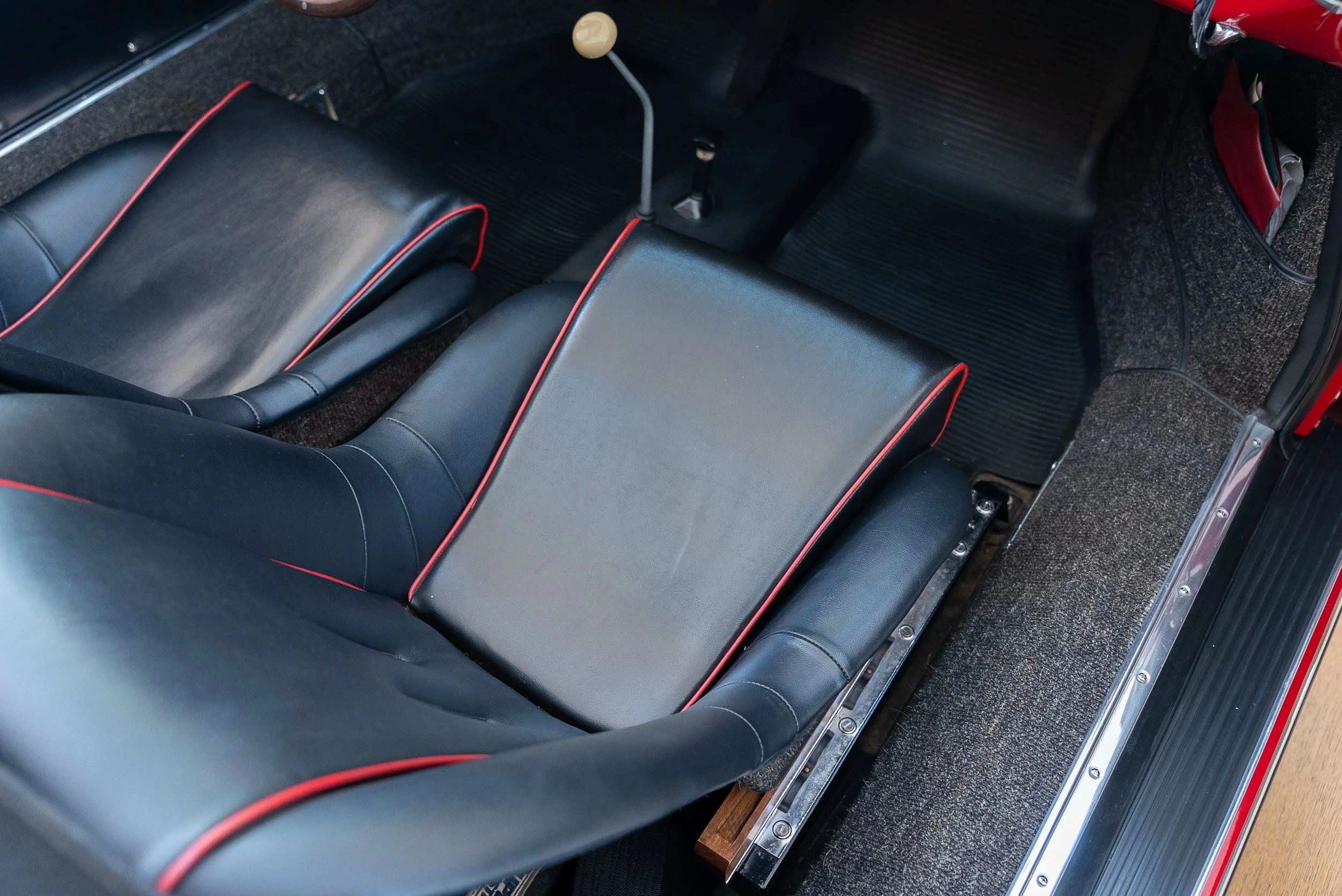 Red Speedster-79.jpg