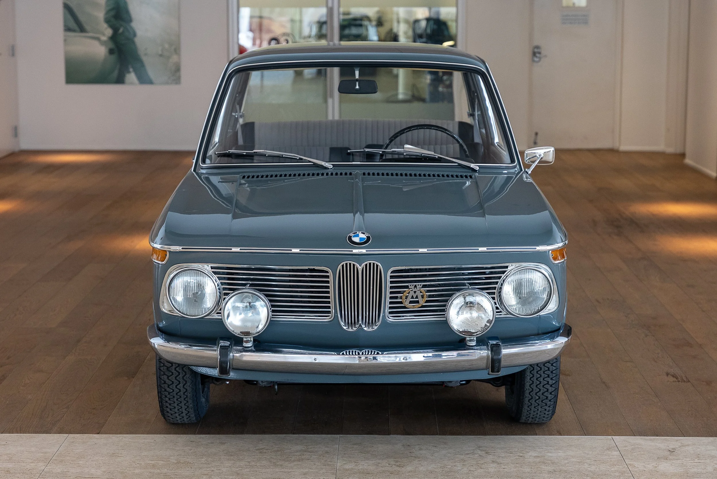 1966 BMW 1600-4.jpg