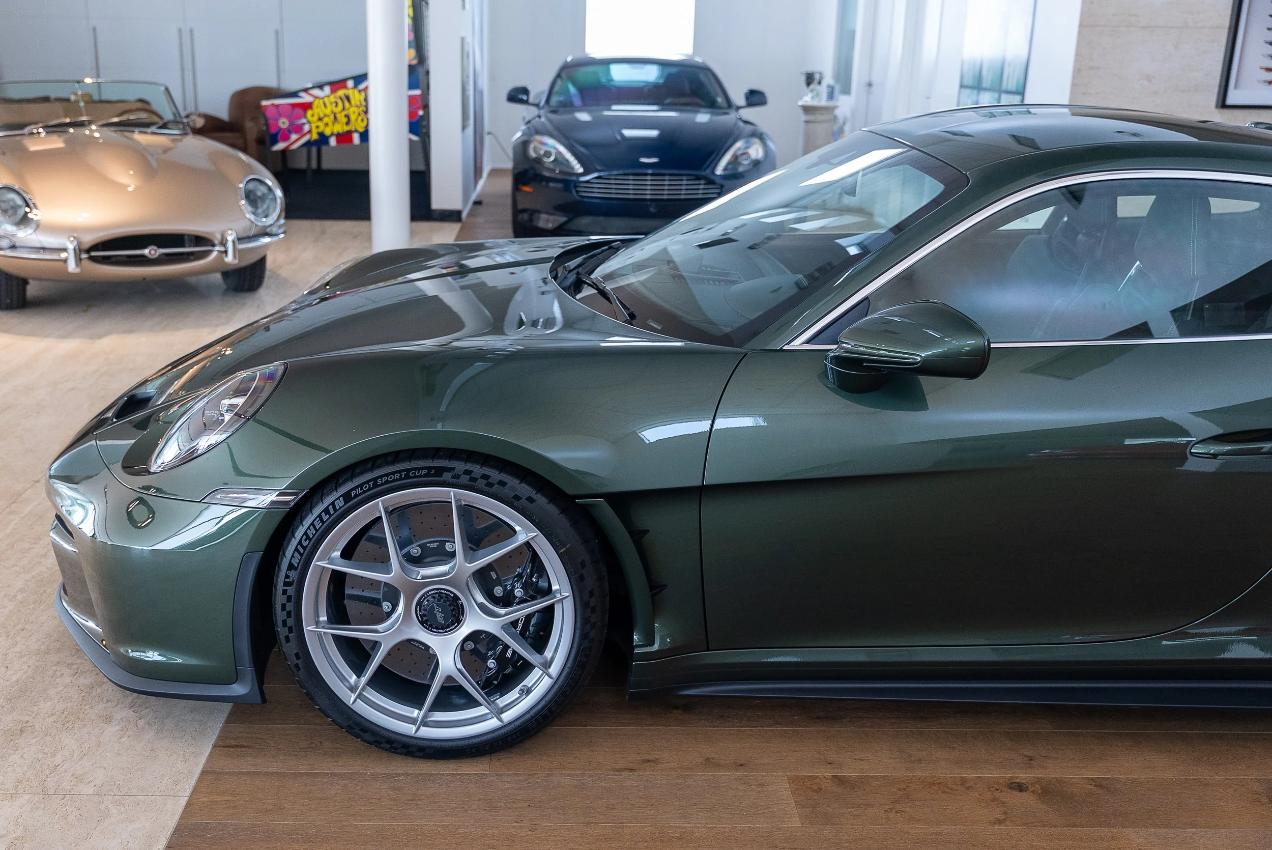 911 ST-60.jpg