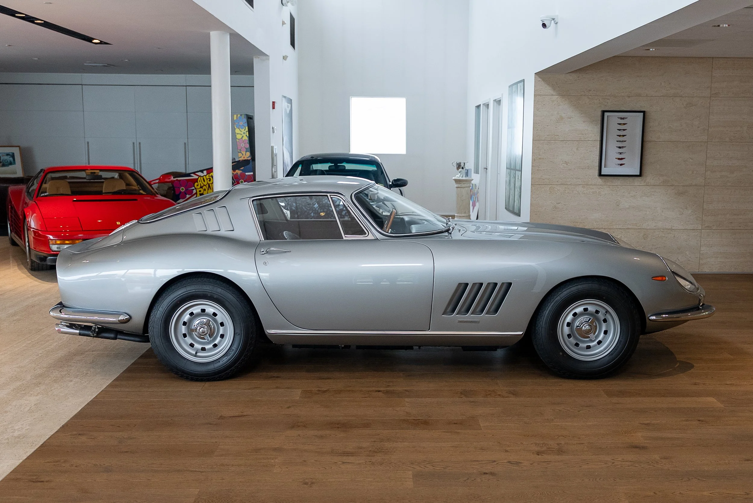 Ferrari 275-16.jpg