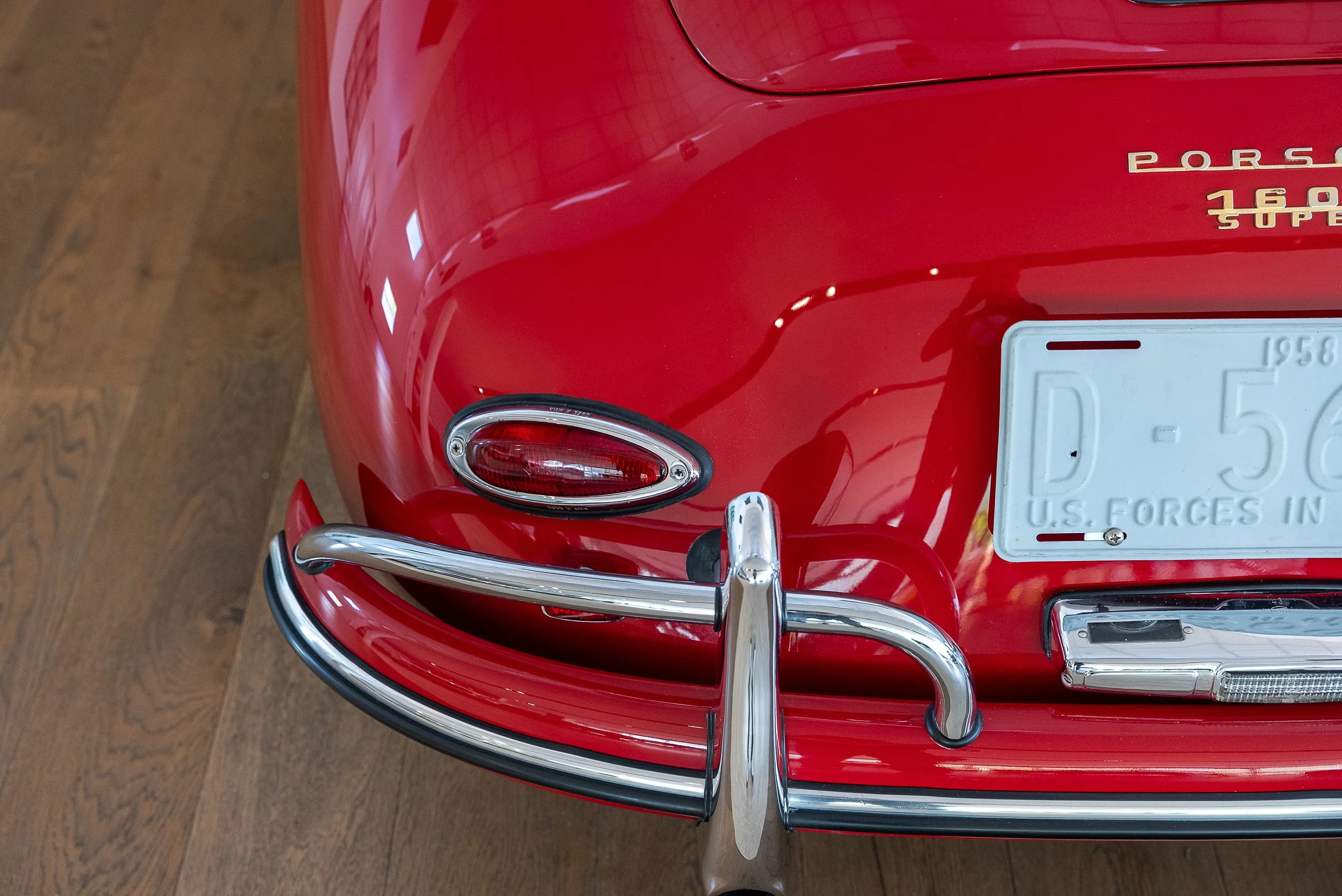 Red Speedster-29.jpg