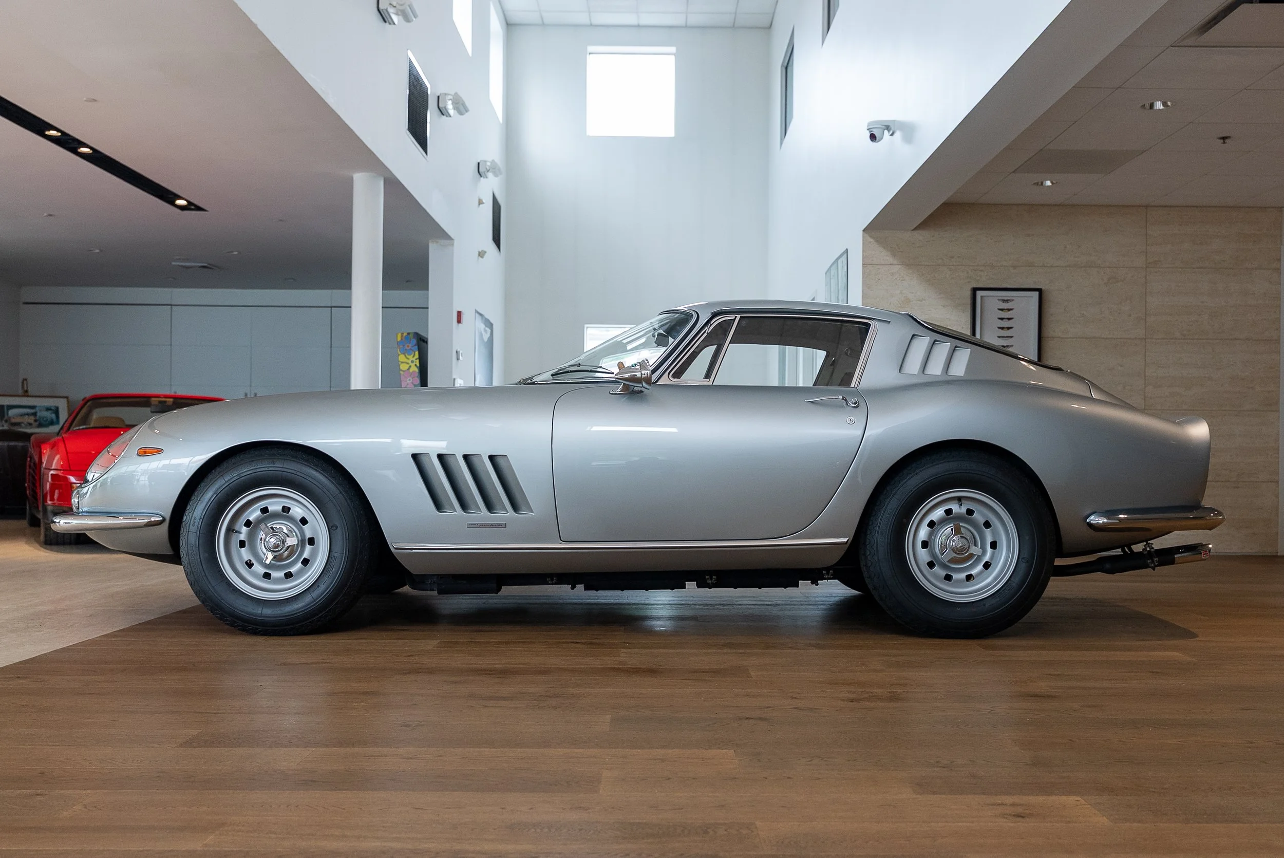 Ferrari 275-7.jpg