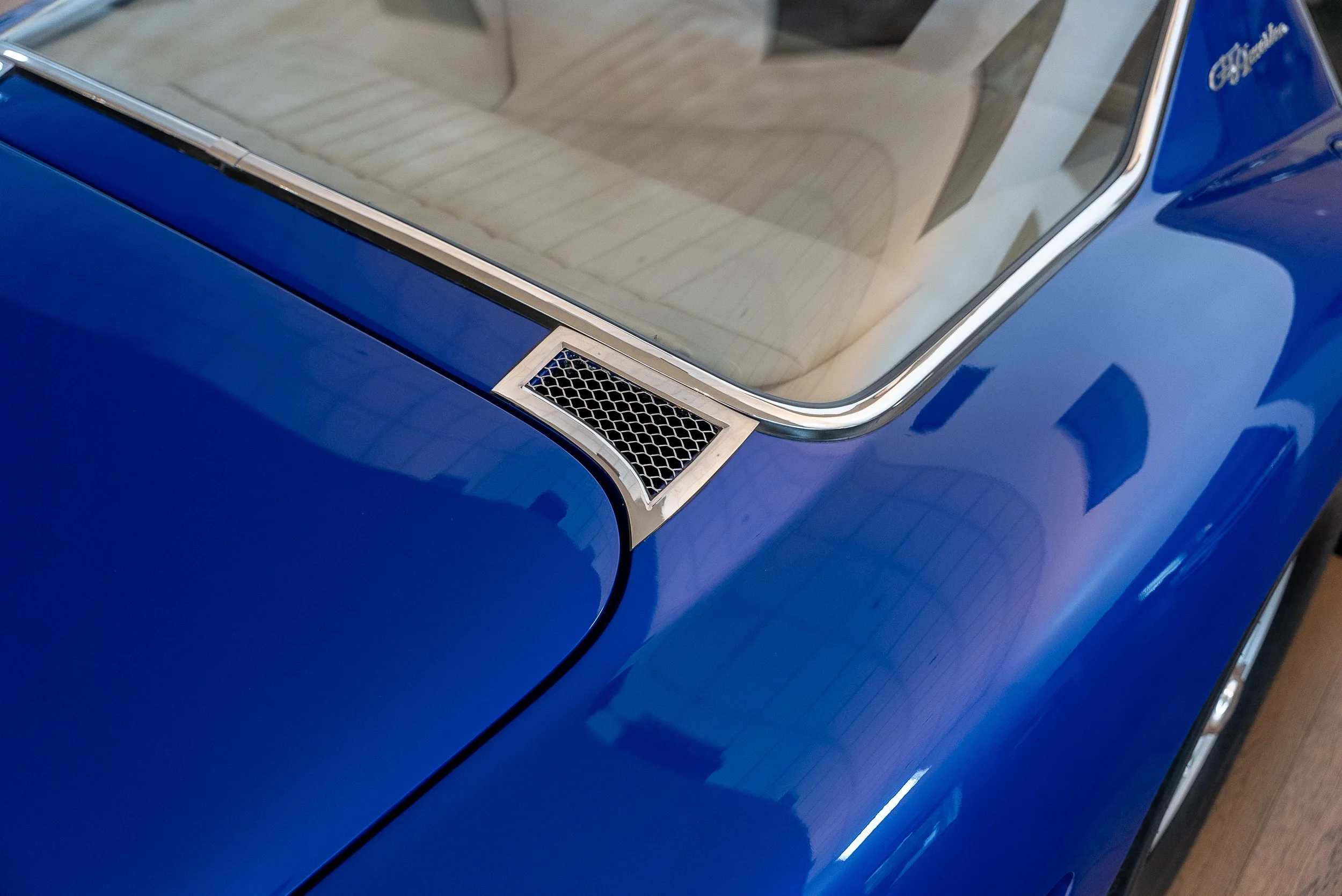Bizzarrini GT America Indoors-70.jpg