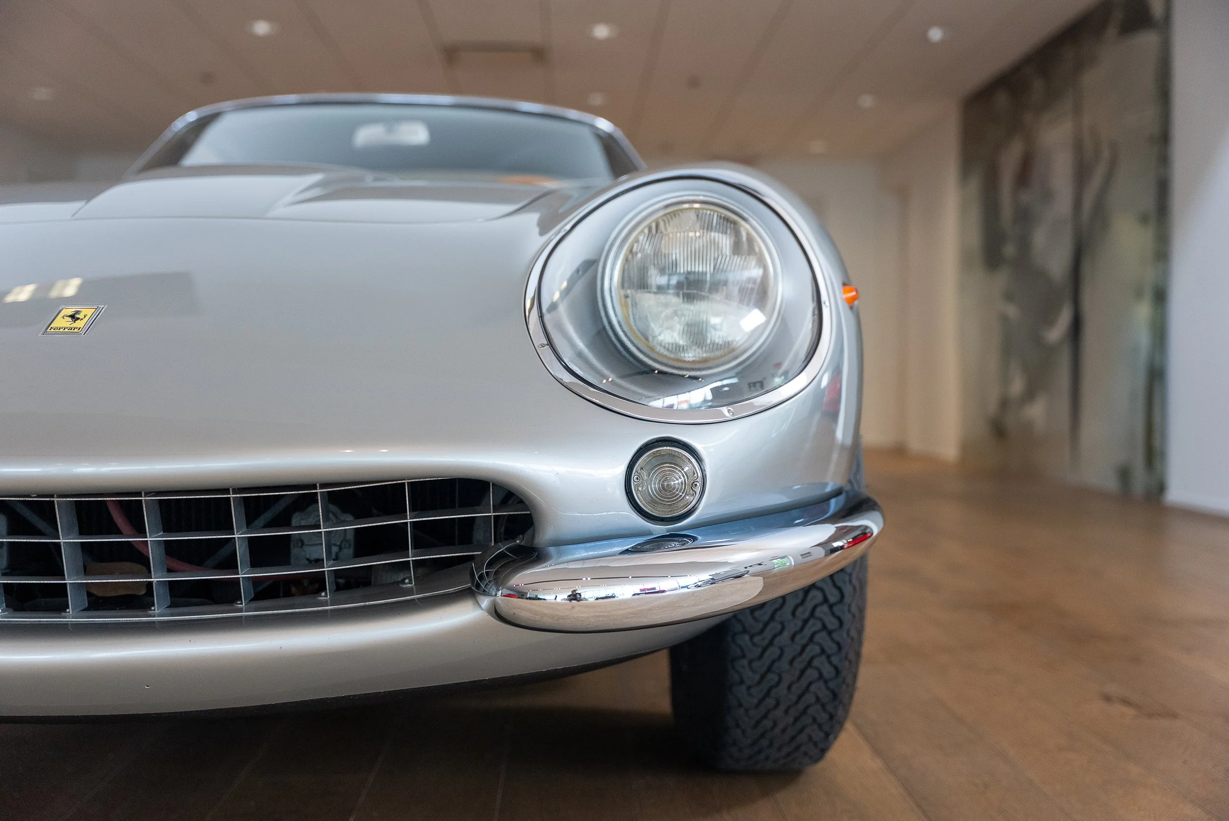 Ferrari 275-24.jpg