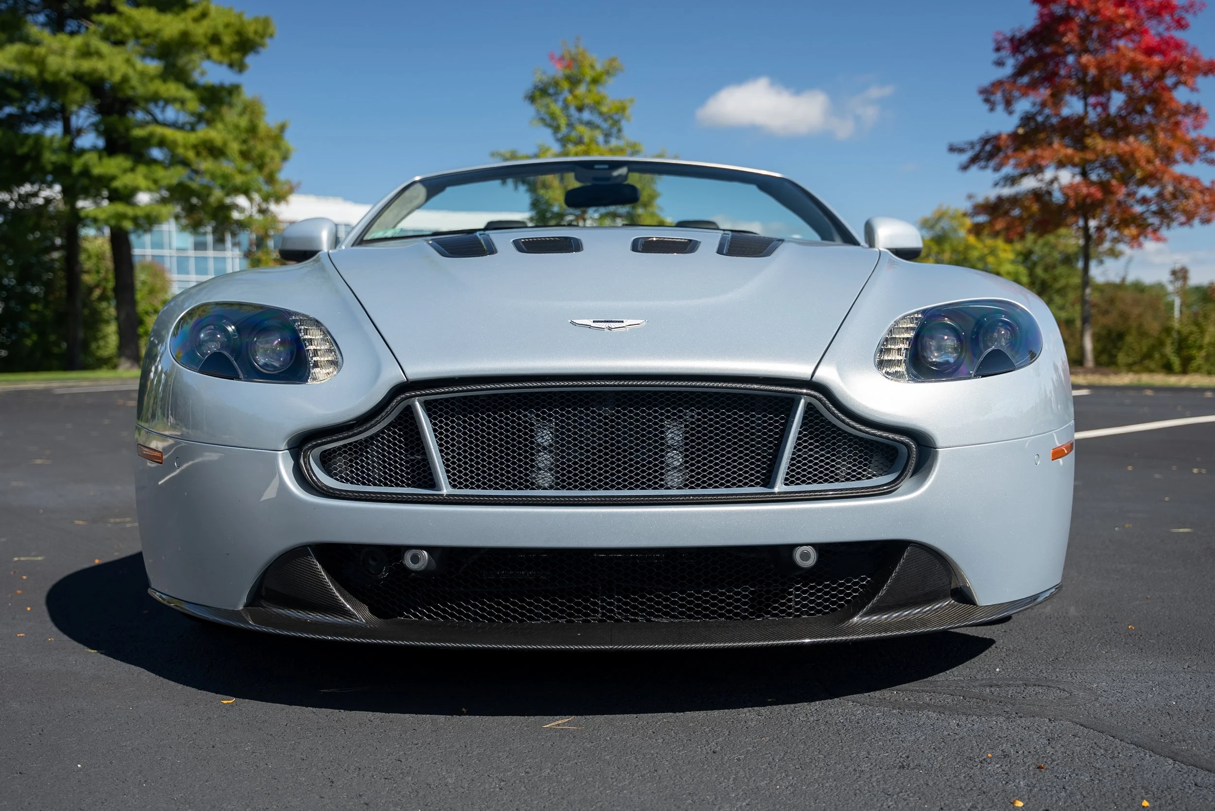 AM V12VS Color-29.jpg