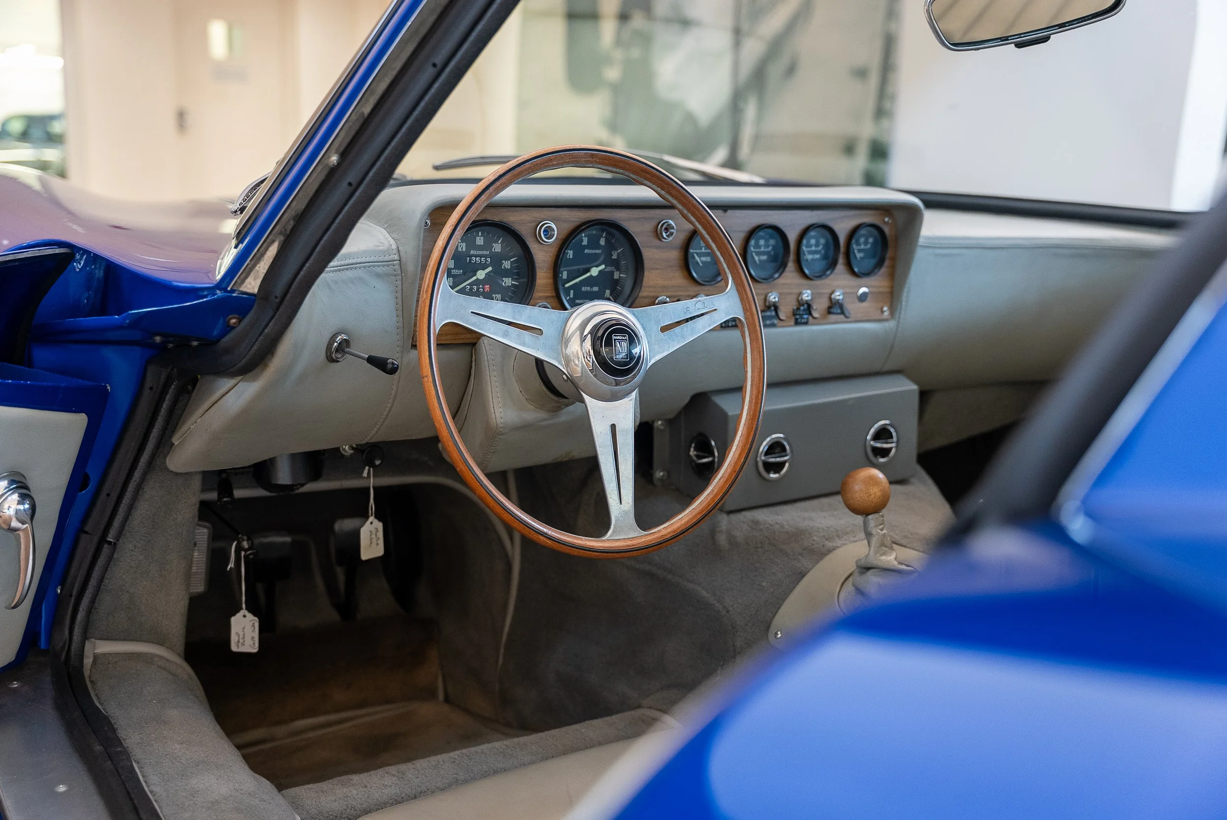 Bizzarrini GT America Indoors-80.jpg