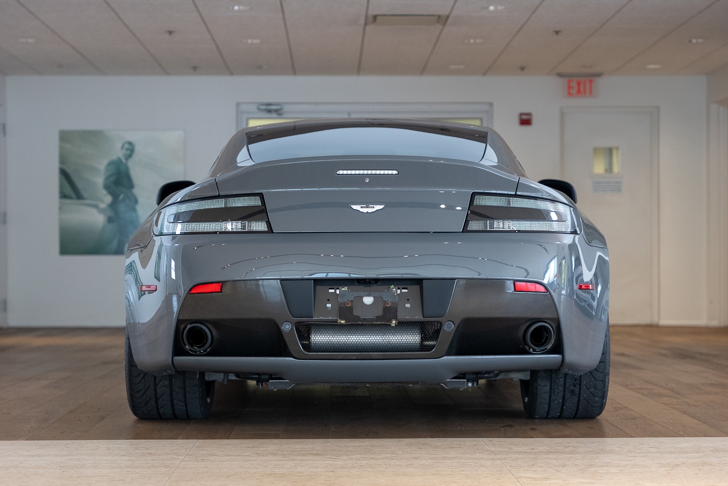 2017 AM V12 Vantage S-28.jpg