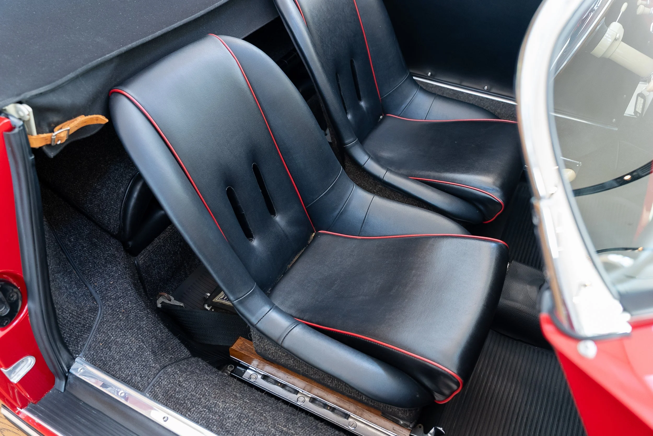 Red Speedster-78.jpg