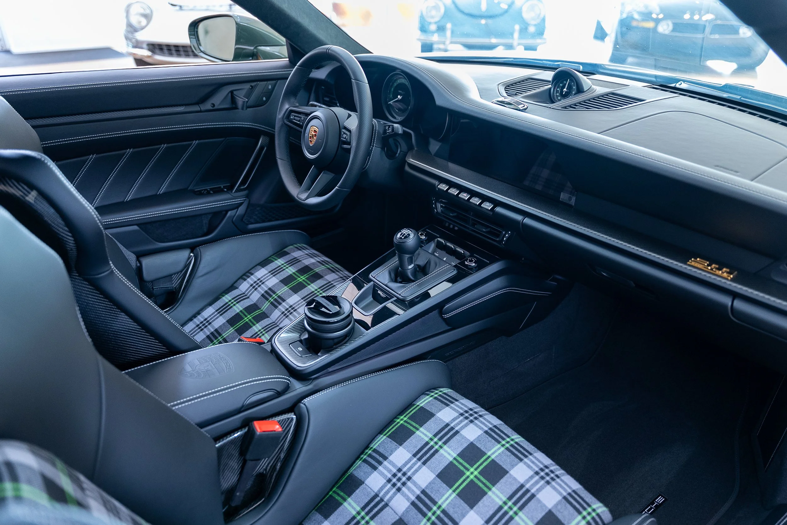 911 ST-128.jpg