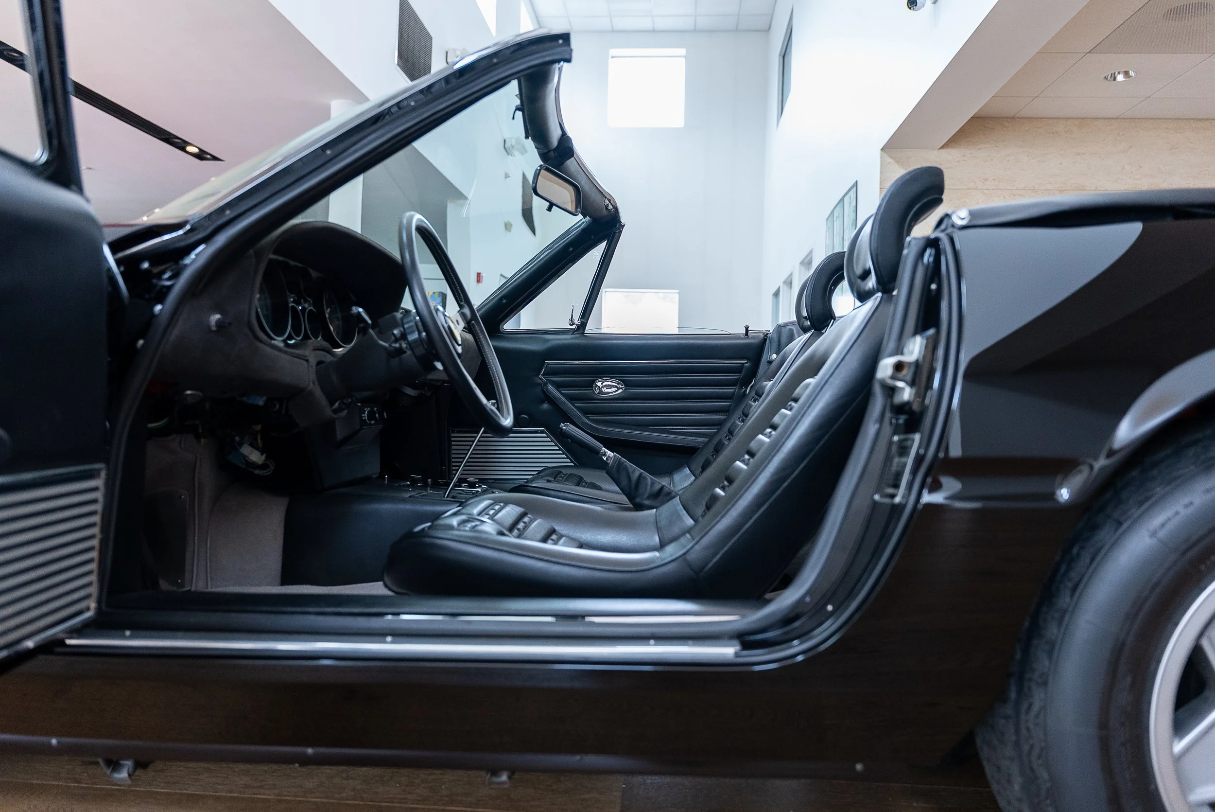 Ferrari Daytona Spider-105.jpg