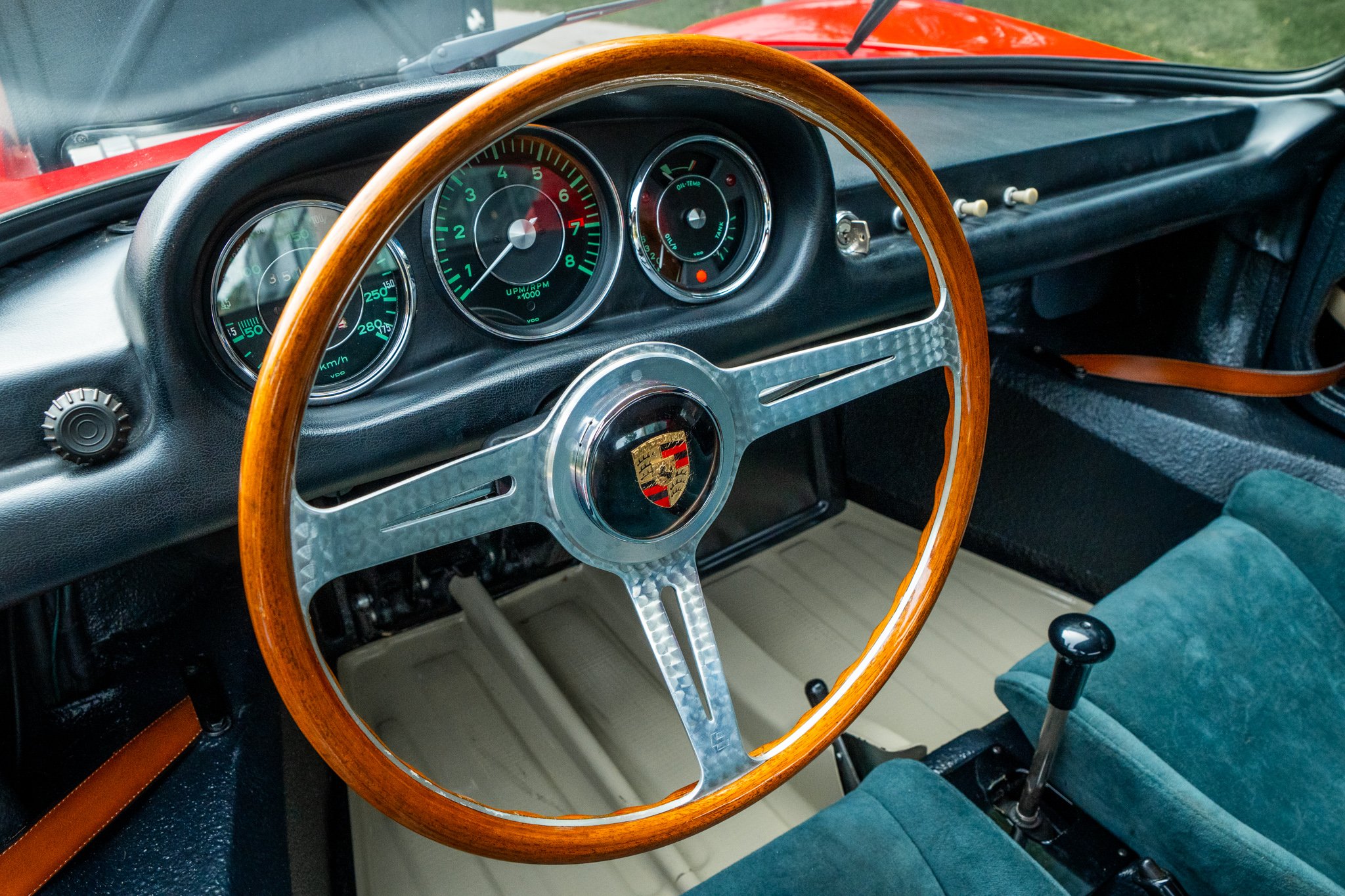 Red904-BaT-61.jpg