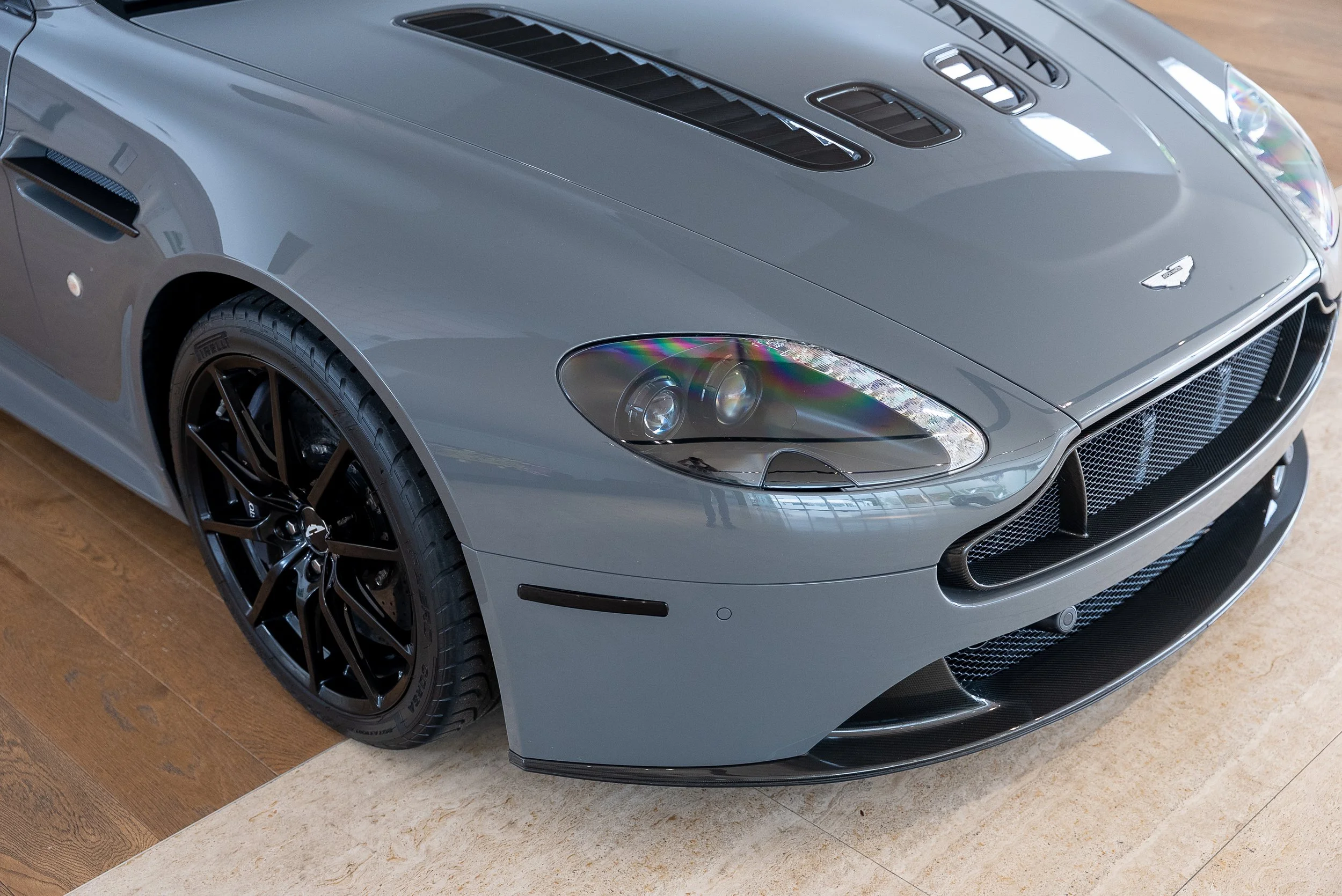 2017 AM V12 Vantage S-34.jpg