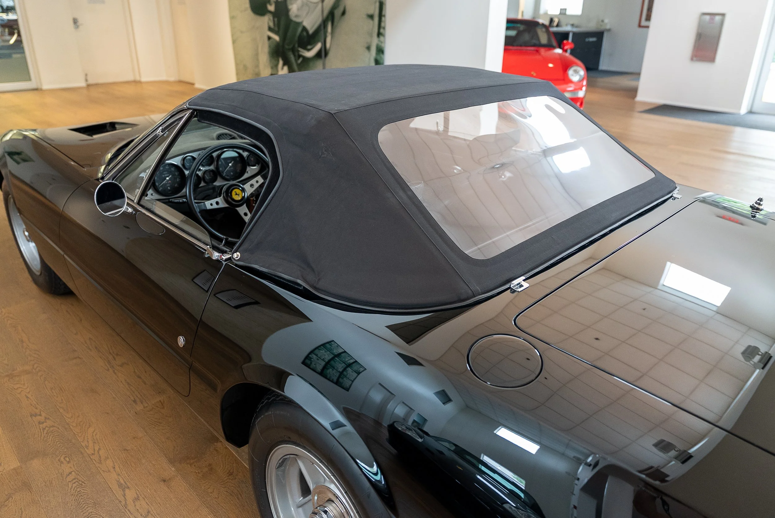 Ferrari Daytona Spider-27.jpg