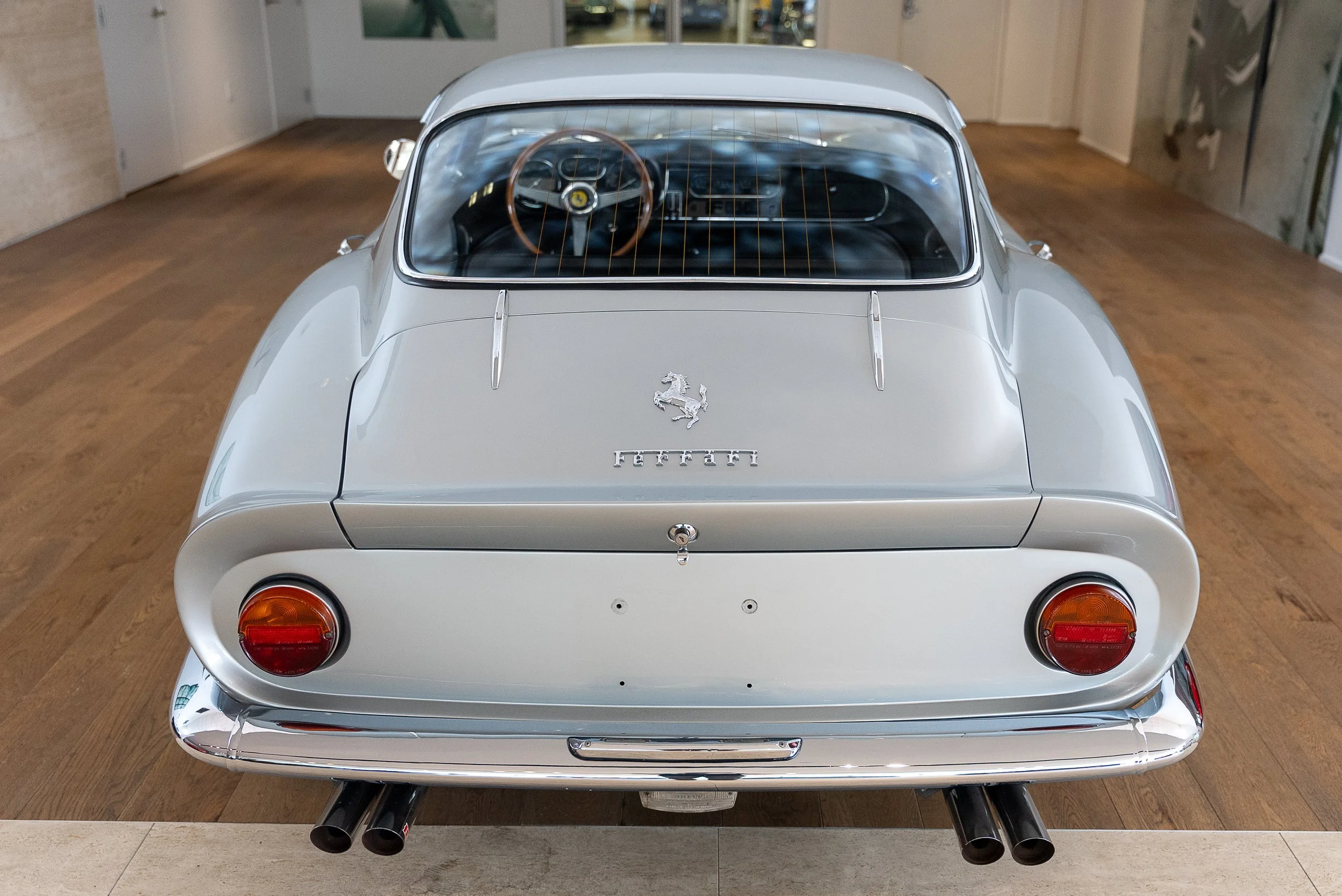 Ferrari 275-31.jpg