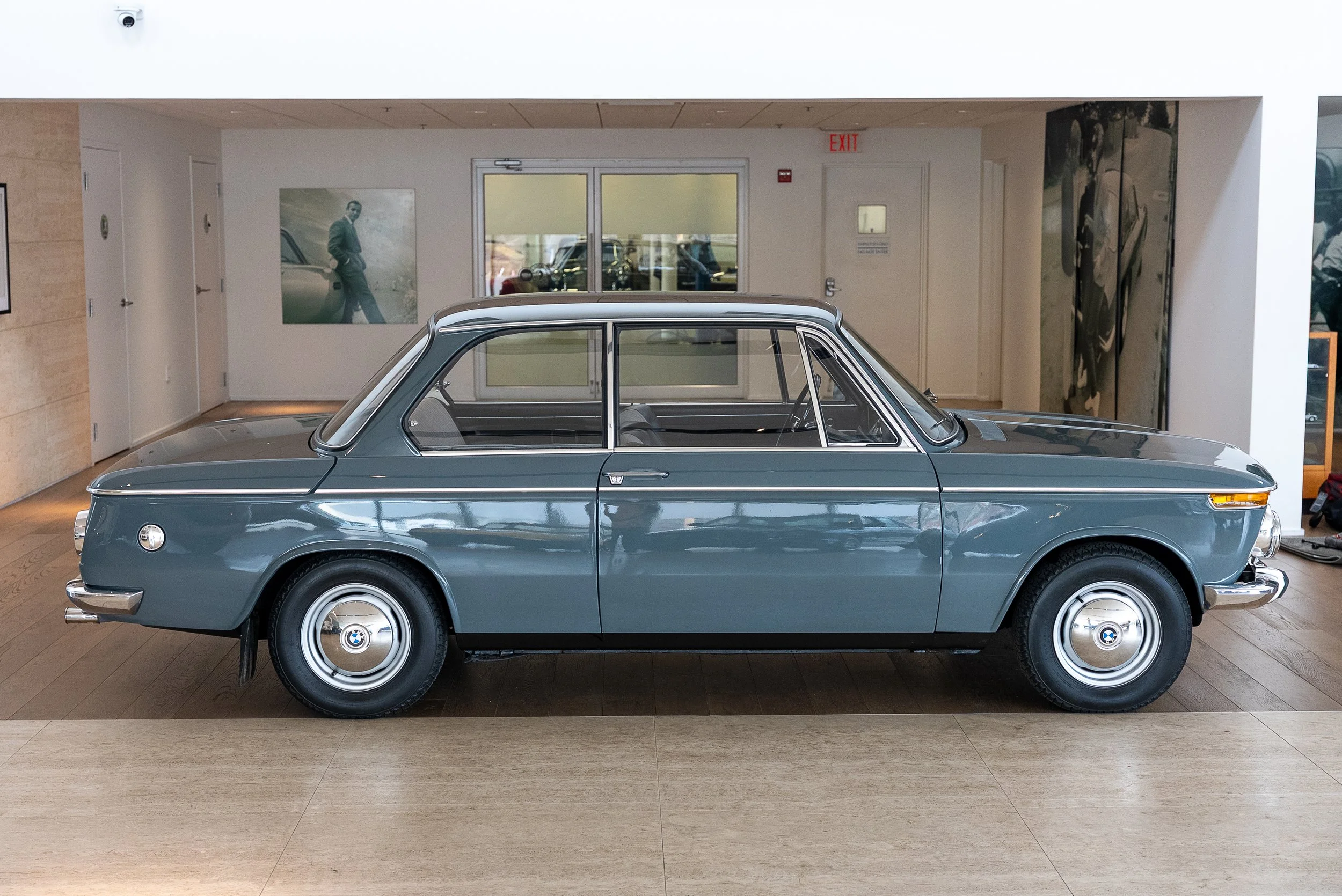 1966 BMW 1600-16.jpg