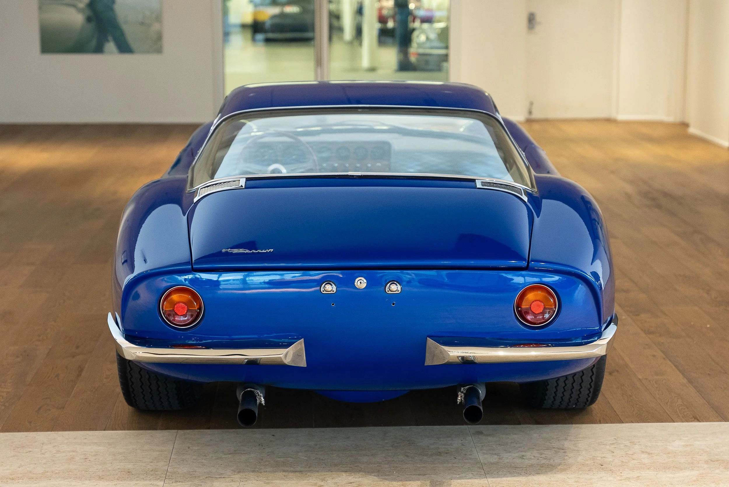 Bizzarrini GT America Indoors-12.jpg