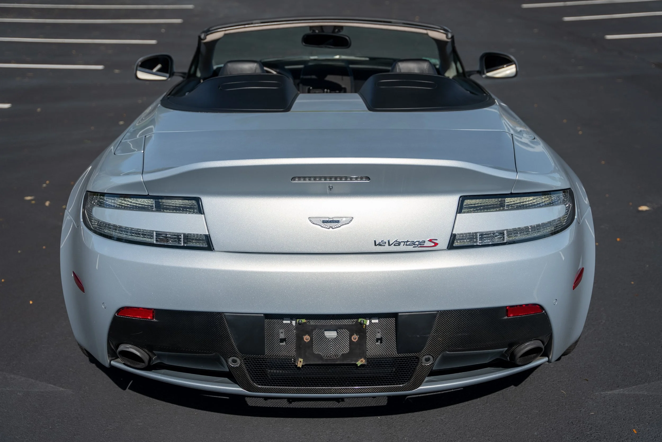 AM V12VS Color-88.jpg