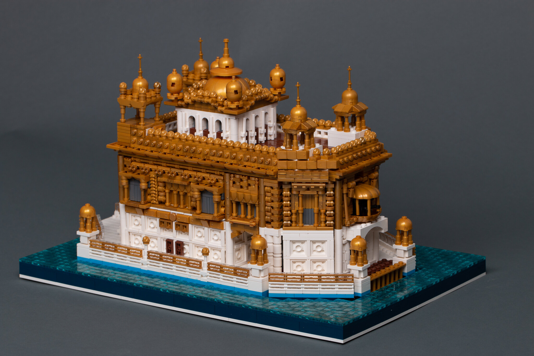 Sri Harmandir Sahib, Golden Temple at Amristar, India.jpg