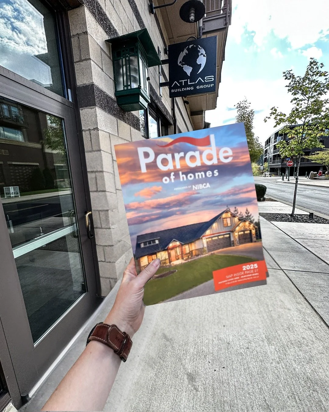 Guidebooks are live! 📖⁠
⁠
See the NIBCA Parade of Homes App or the Parade of Homes Guidebook for more details on locations and house information. ⁠Come see Fox Hollow in Hayden this weekend! ⁠
⁠
Click the link in our bio to get your tickets or for m