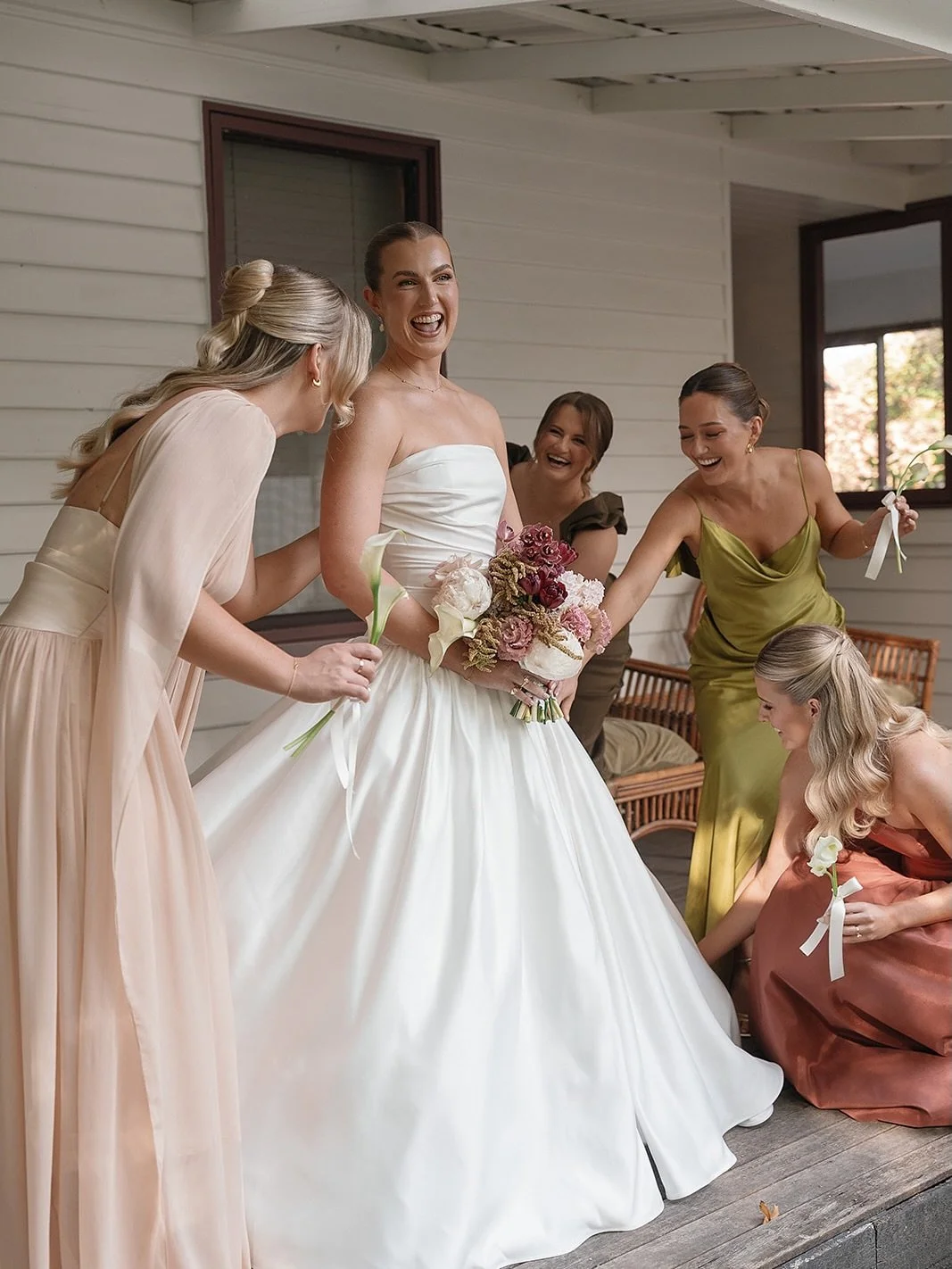 The energy behind these photos is something else ✨

More from the gorgeous day of Karri + Dylan&hellip; 

We&rsquo;ll be living through these photos for a long time to come 🤍

Venue: @themerribee 
Couple: @karrinunn + @dyl_nunn 
Photographer: @calla
